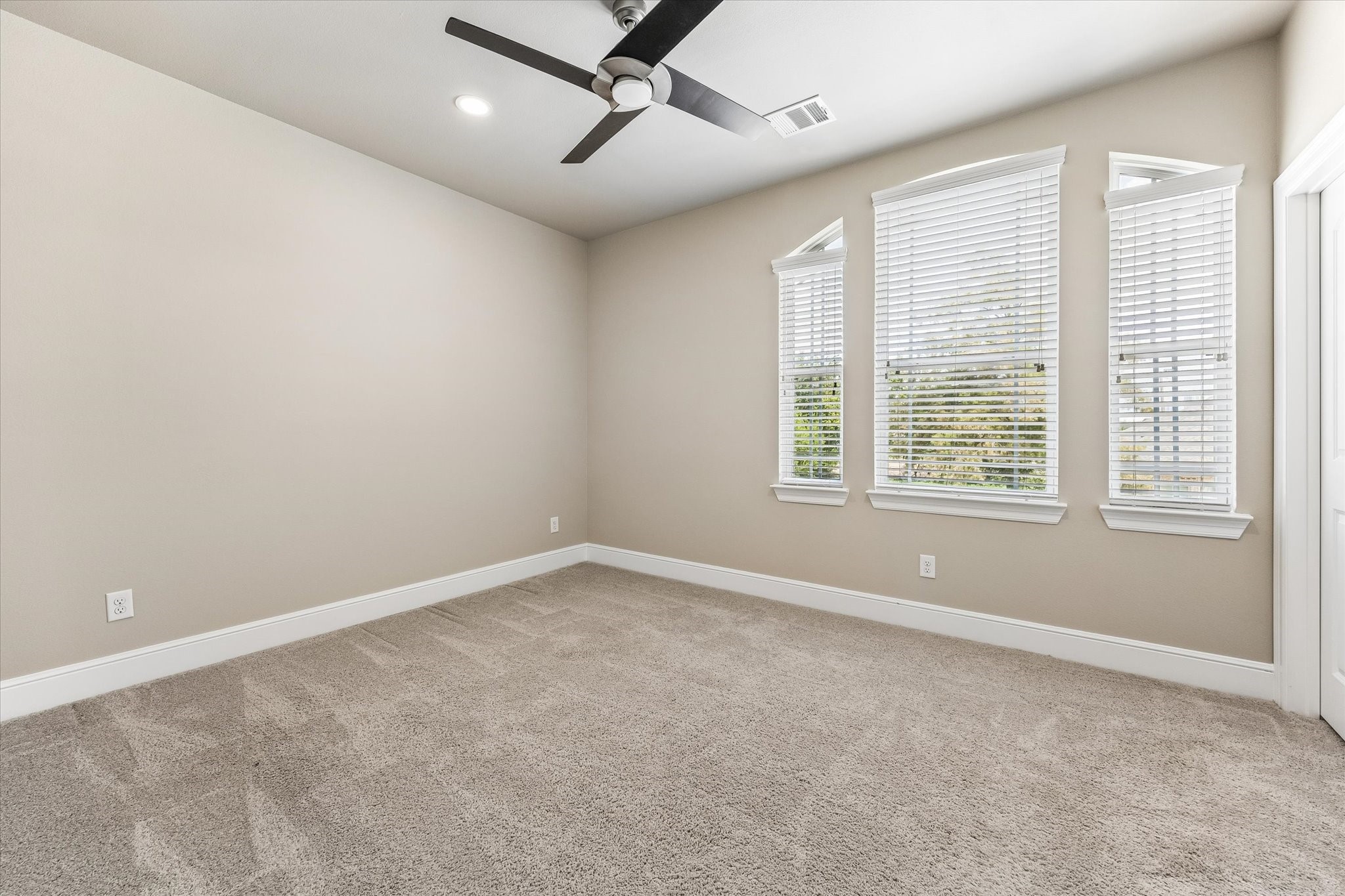 2940 Payson Street Property Photo 23