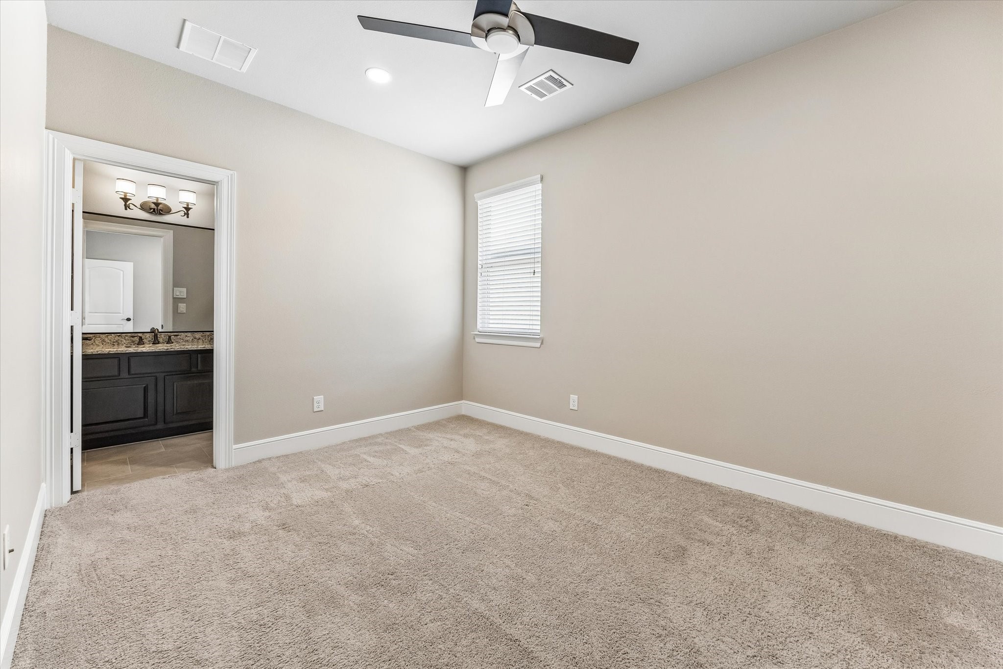 2940 Payson Street Property Photo 25