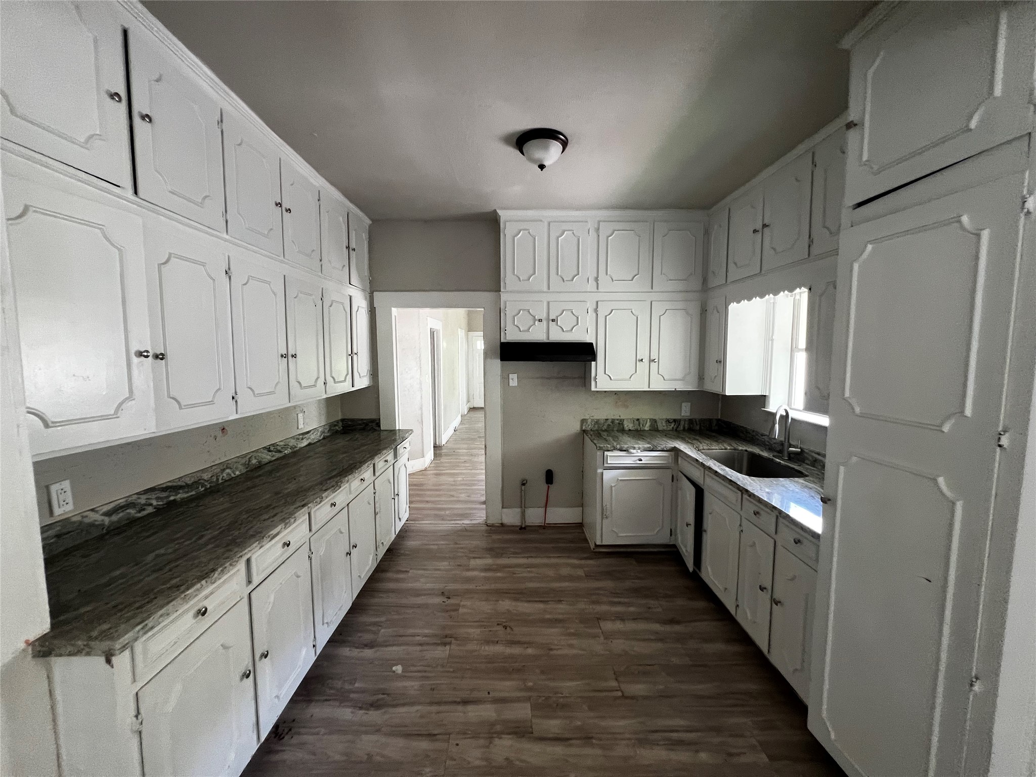 535 Thomas Boulevard Property Photo 1