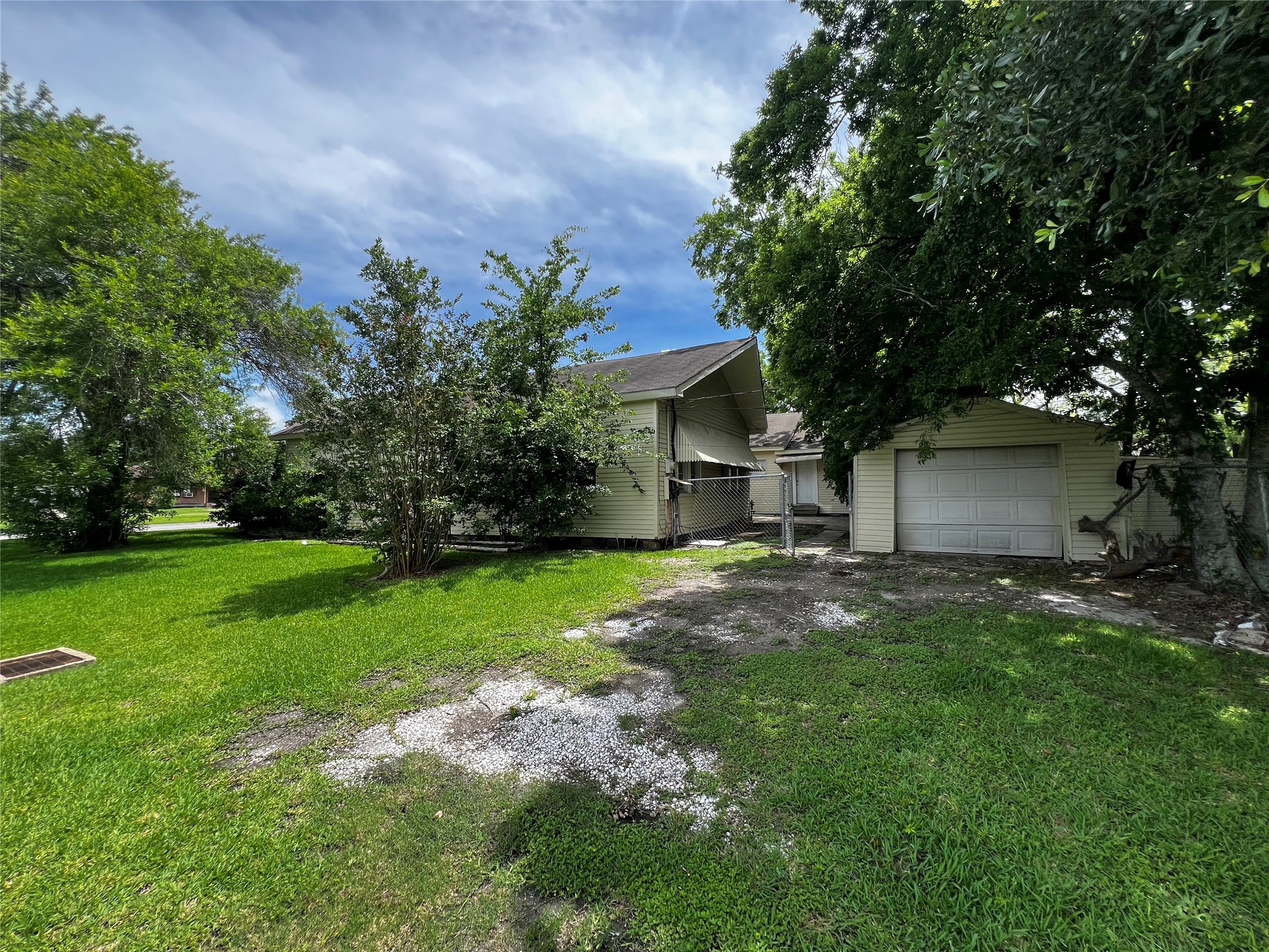 535 Thomas Boulevard Property Photo 11