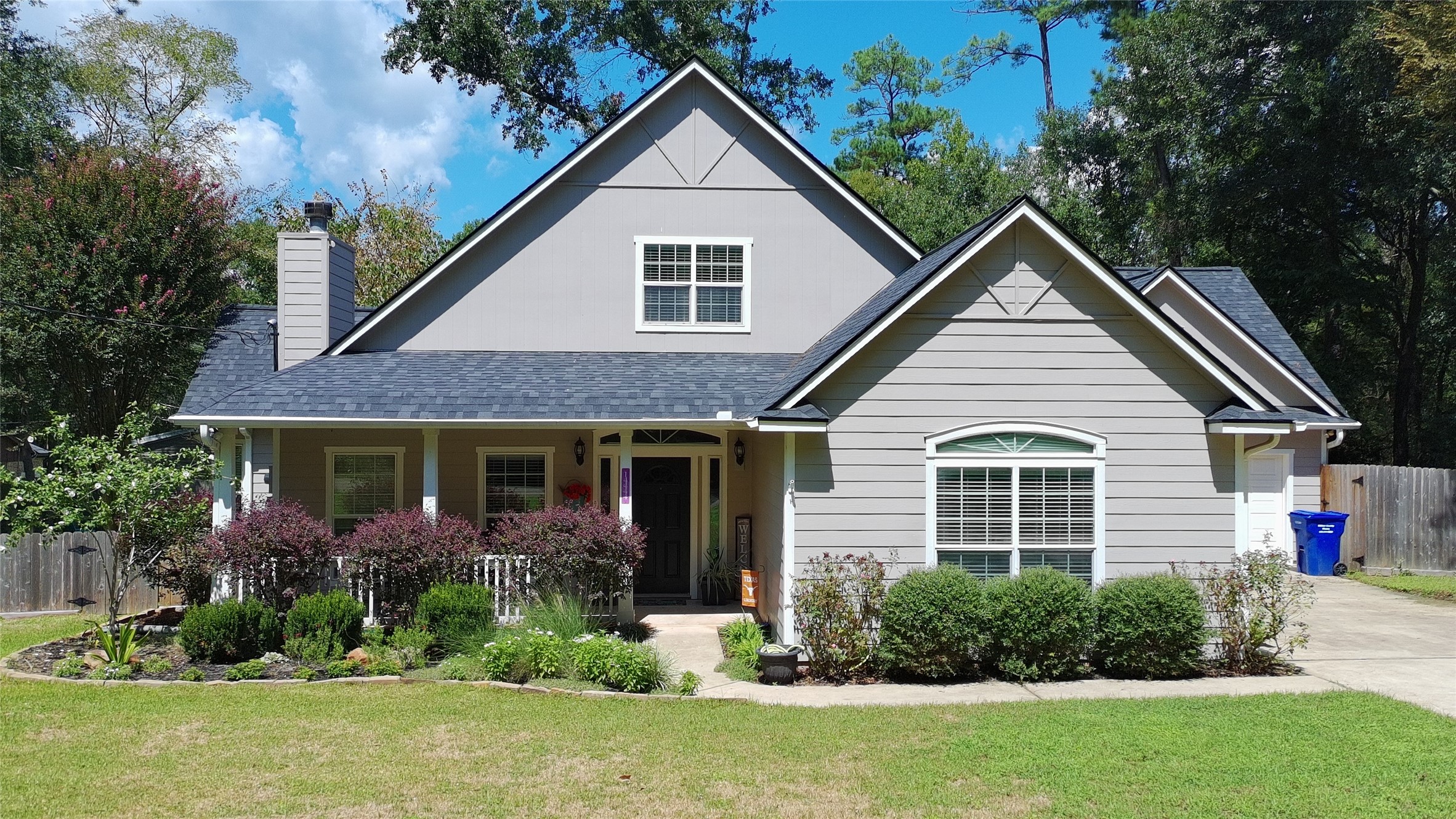 14444 Hill Drive Property Photo 1