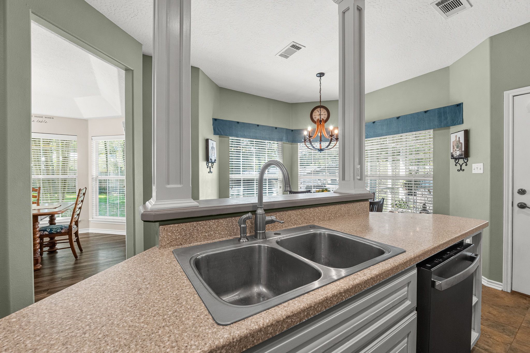 14444 Hill Drive Property Photo 16