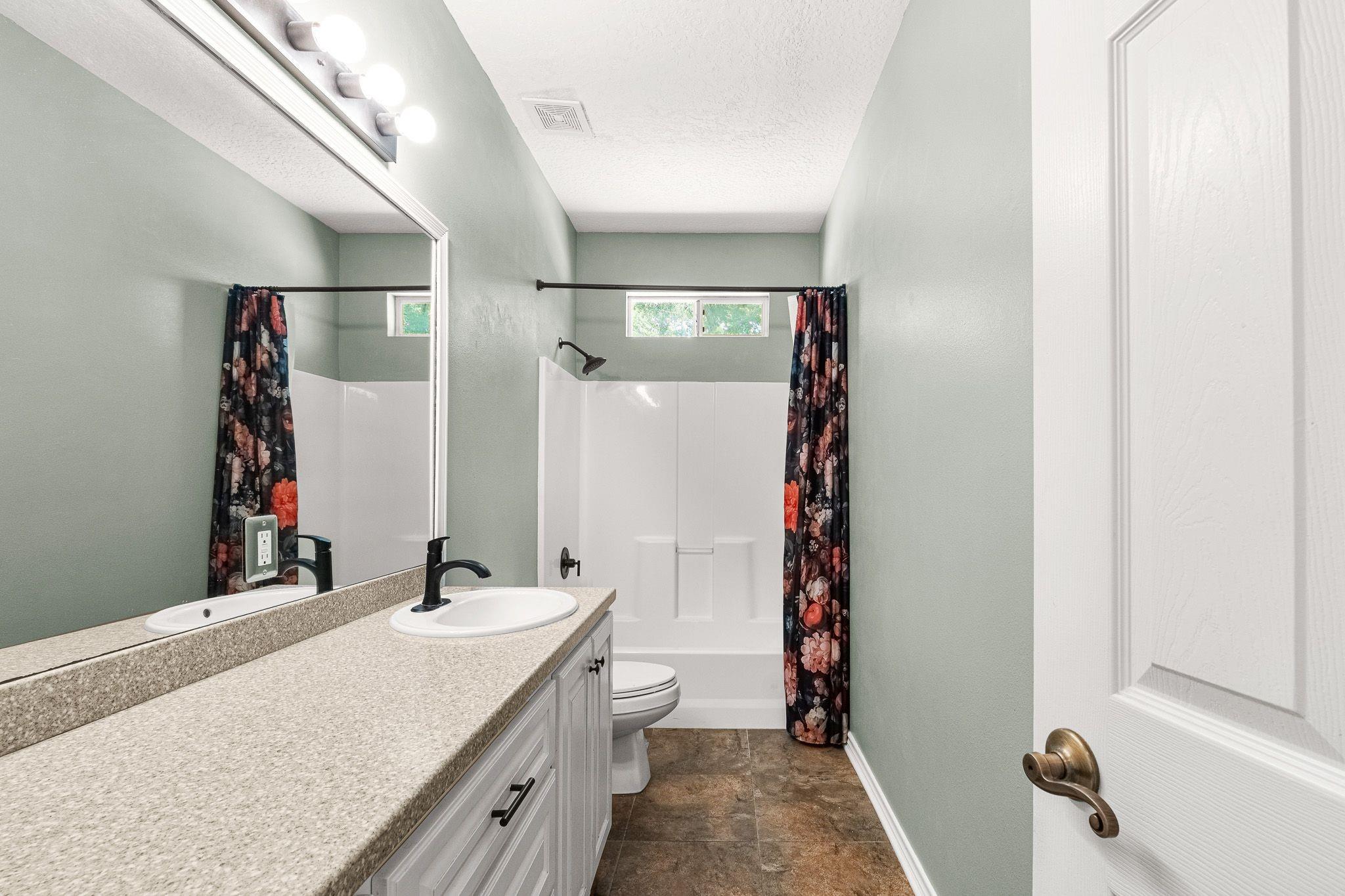 14444 Hill Drive Property Photo 25