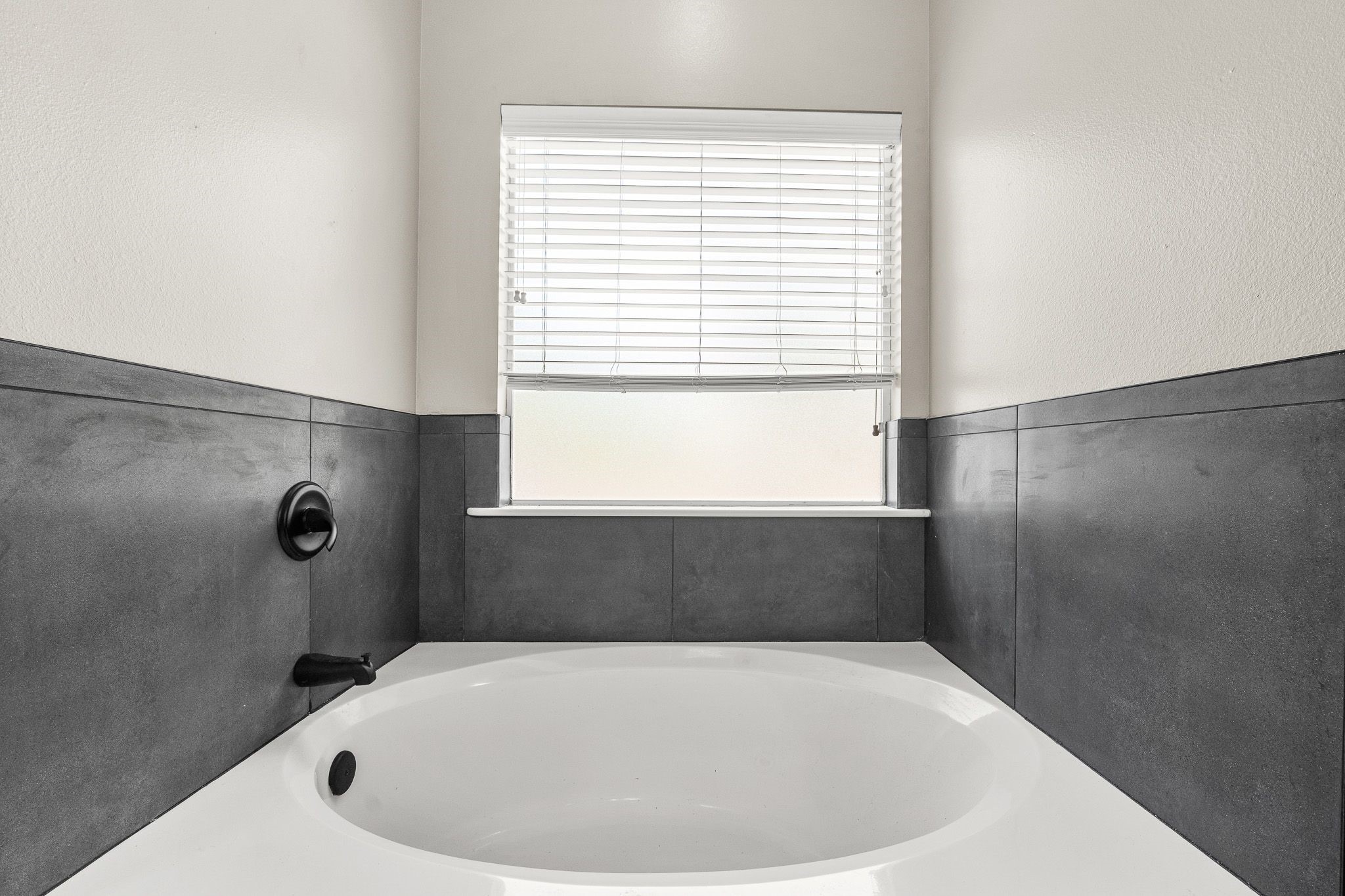 14444 Hill Drive Property Photo 26