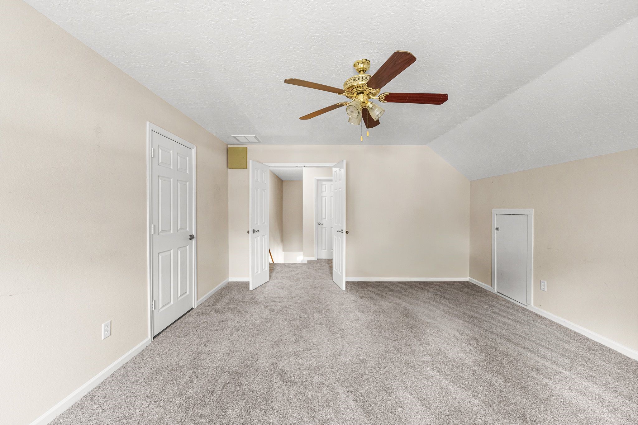 14444 Hill Drive Property Photo 38