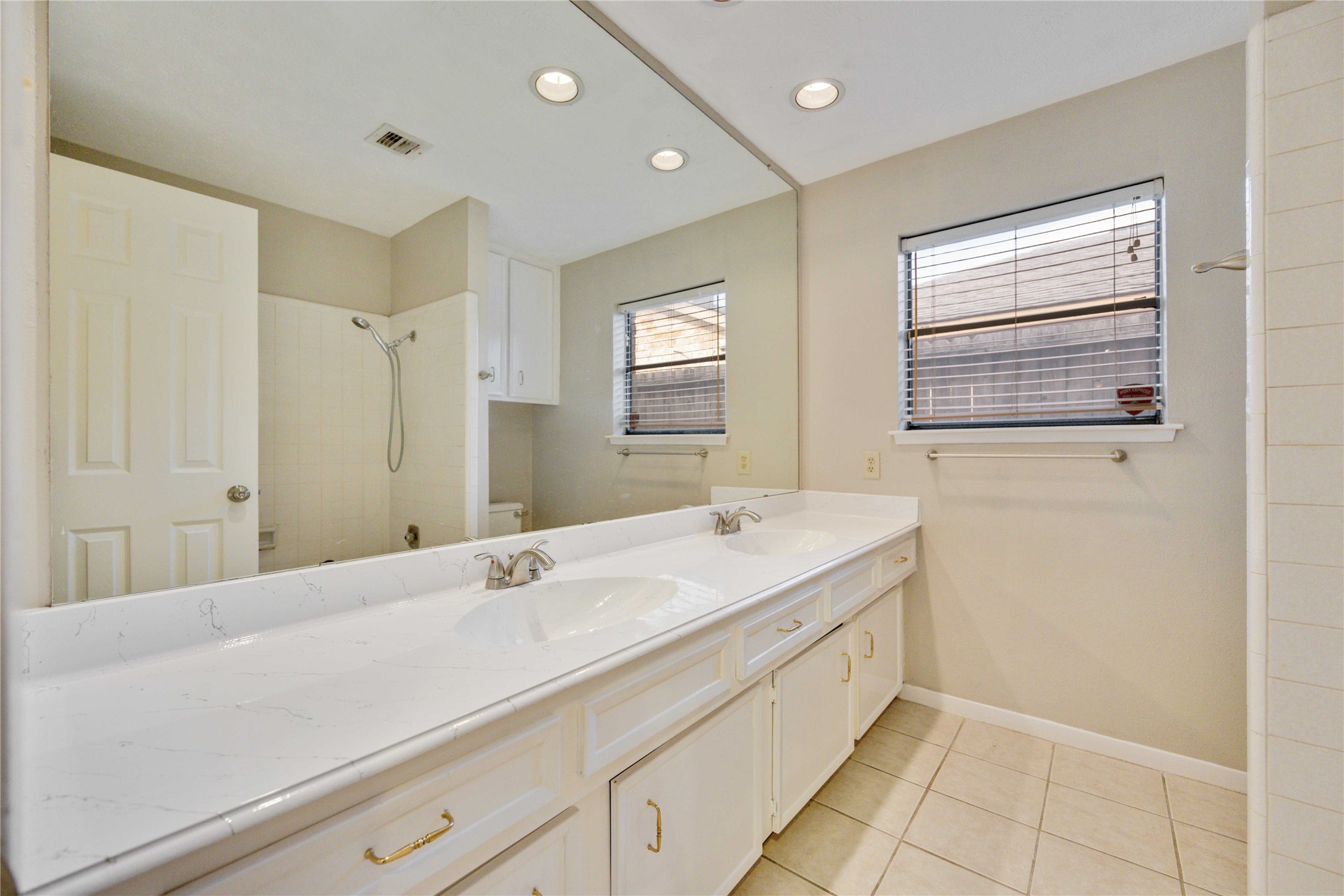 21214 Park Bend Drive Property Photo 23