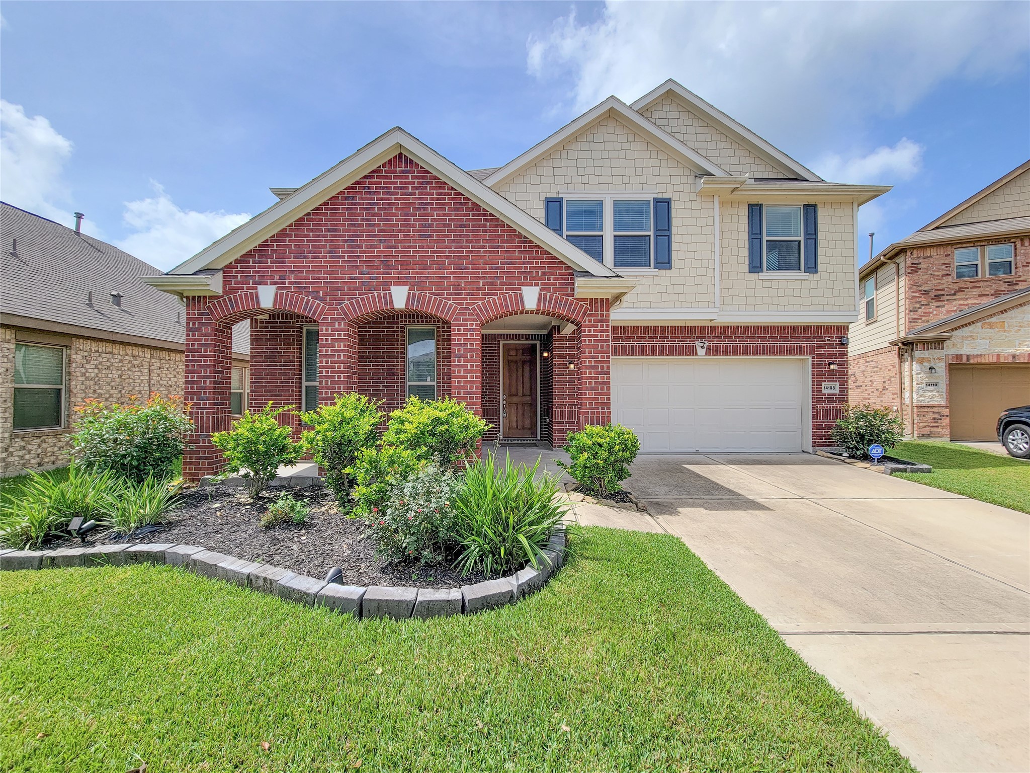 14108 Wedgewood Lakes Court Property Photo 1
