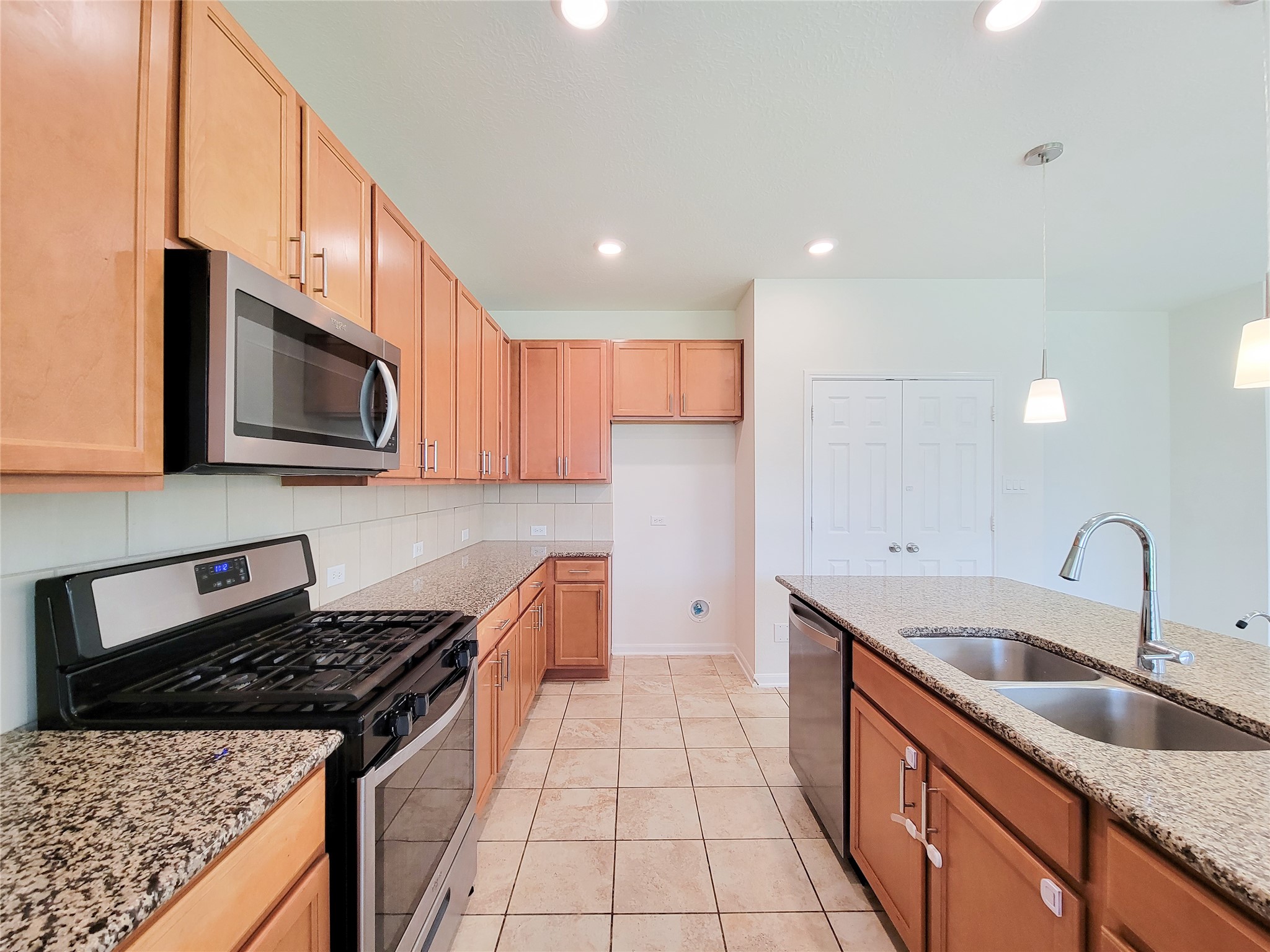14108 Wedgewood Lakes Court Property Photo 15