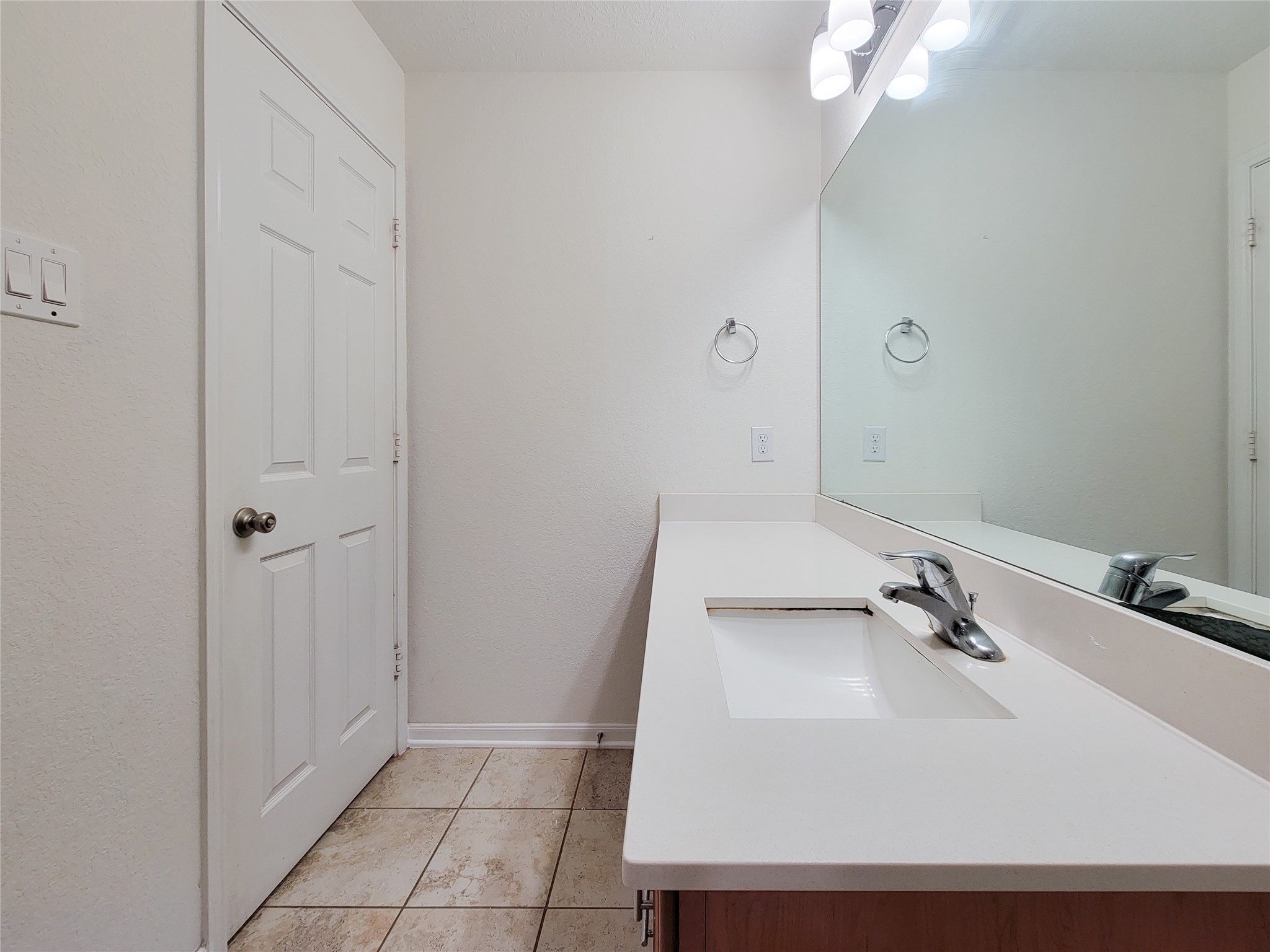 14108 Wedgewood Lakes Court Property Photo 34