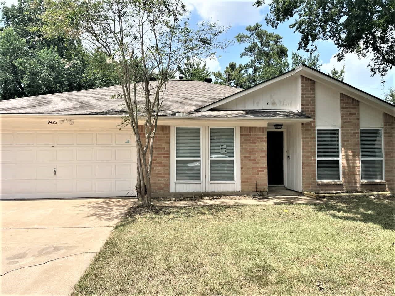 9422 Chartermoss Circle Property Photo 1