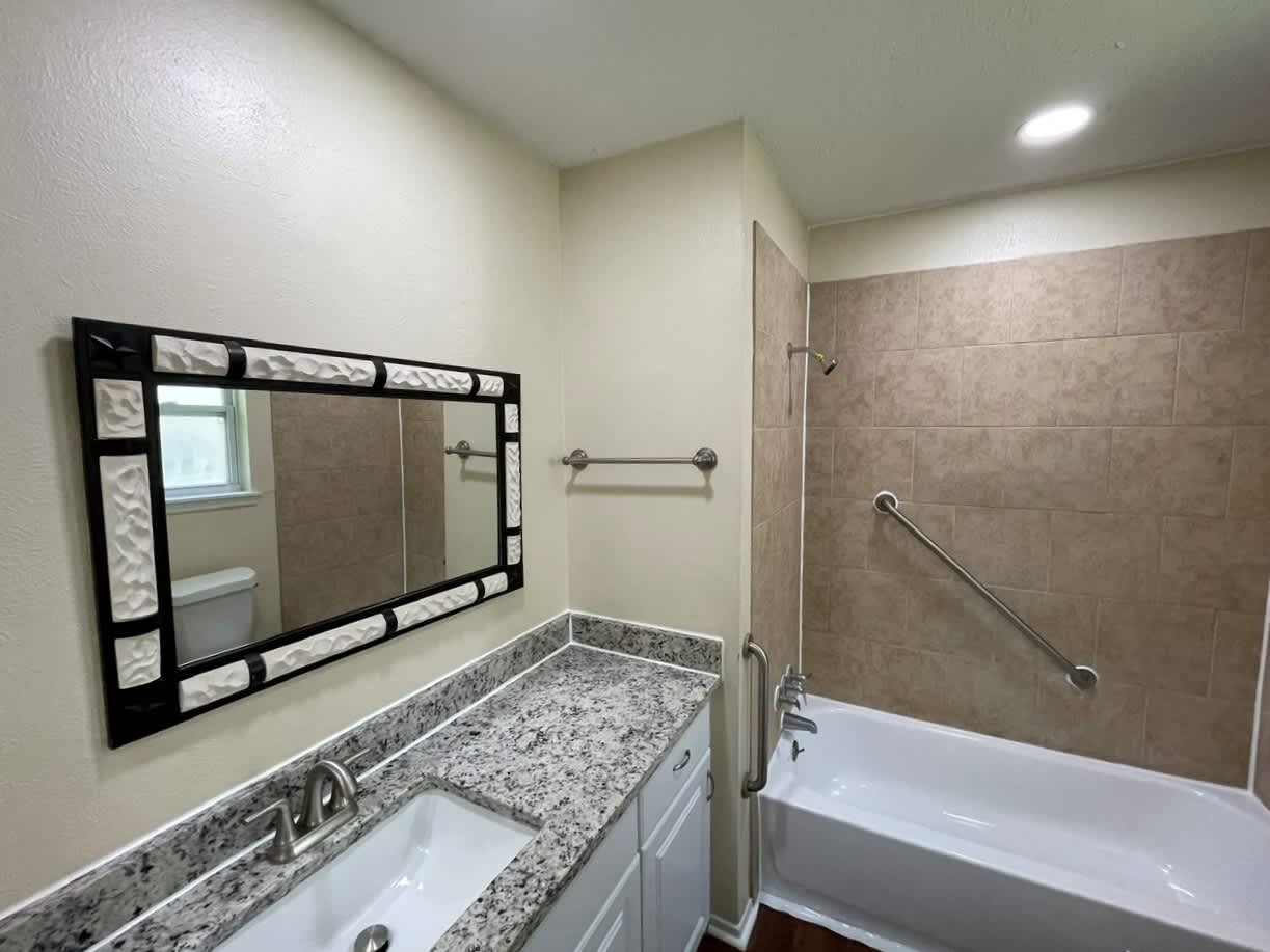 9422 Chartermoss Circle Property Photo 8