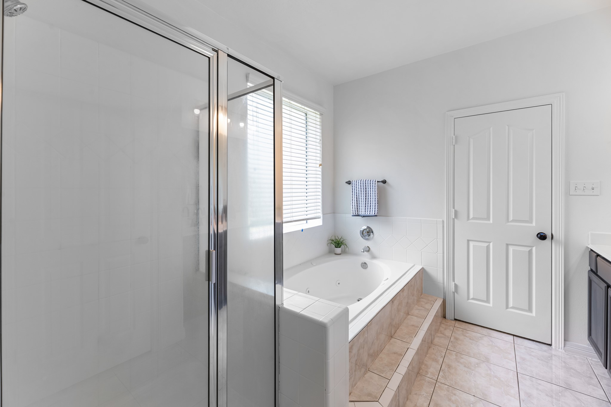 5918 Mahogany Way Property Photo 24