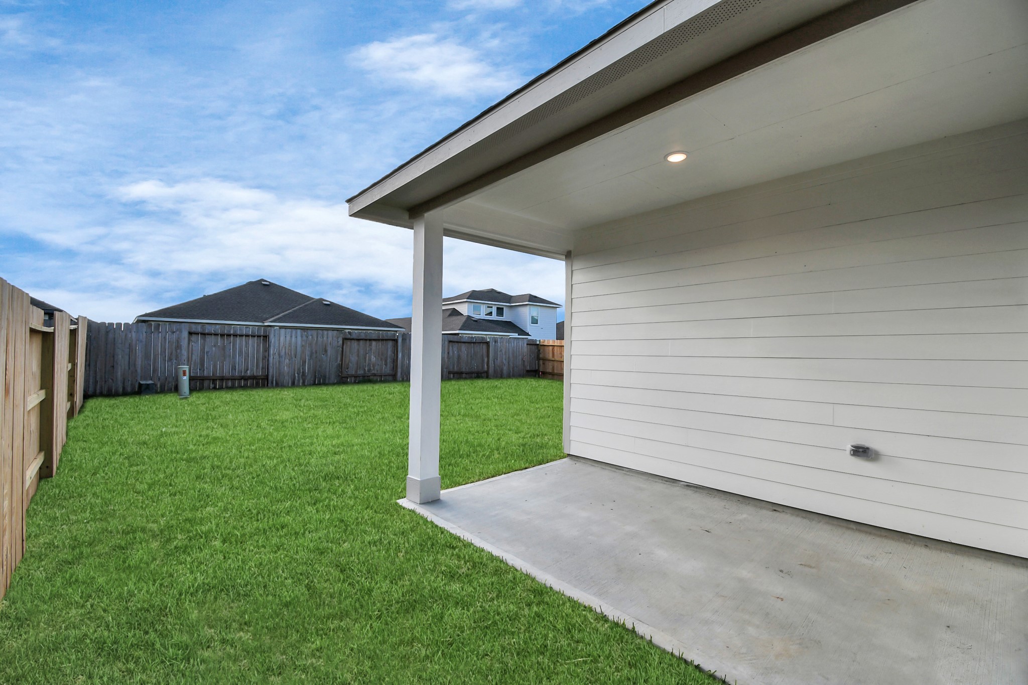 10522 Wildflower View Drive Property Photo 10