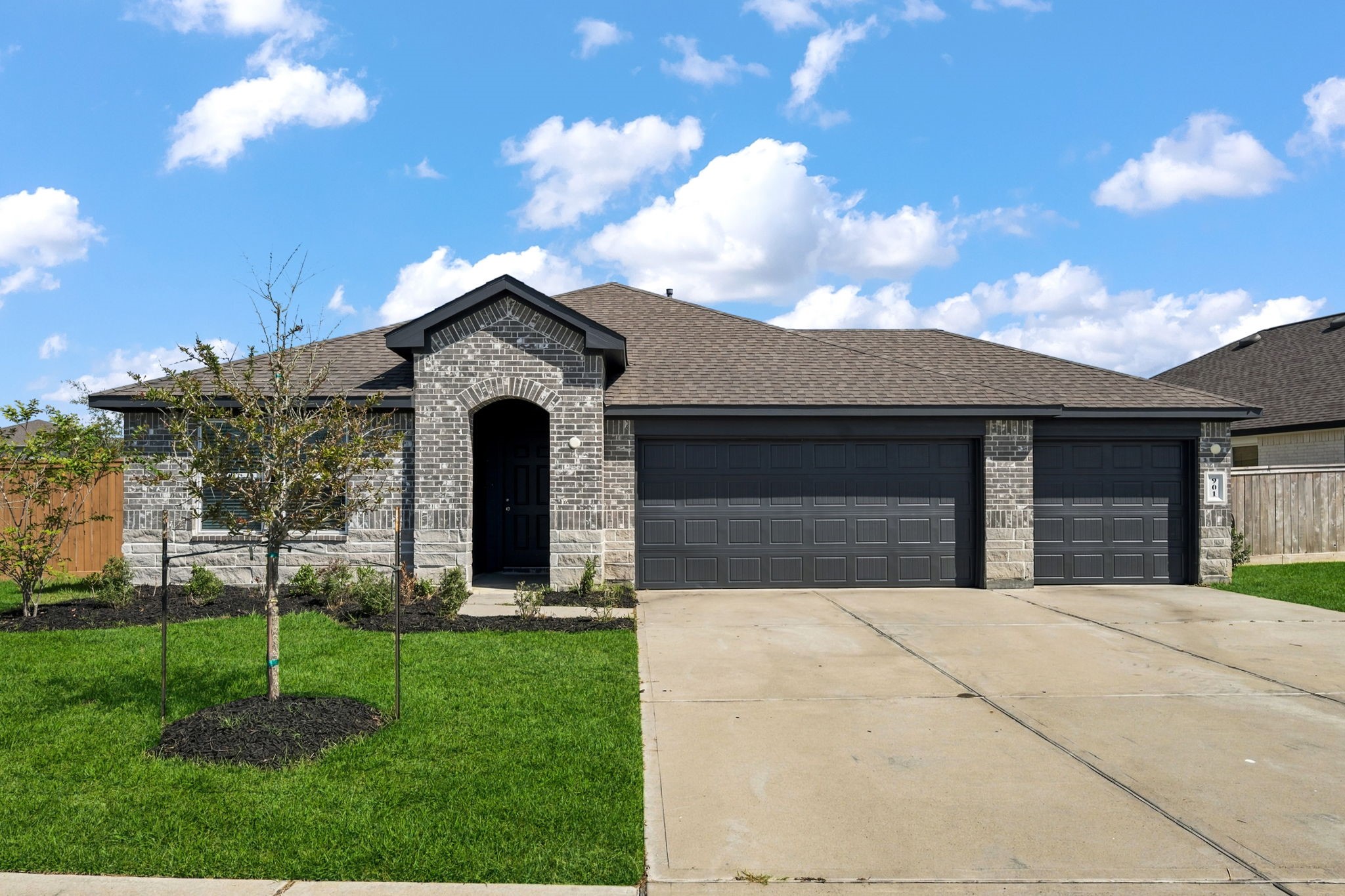 901 Brazos Trail Property Photo 1