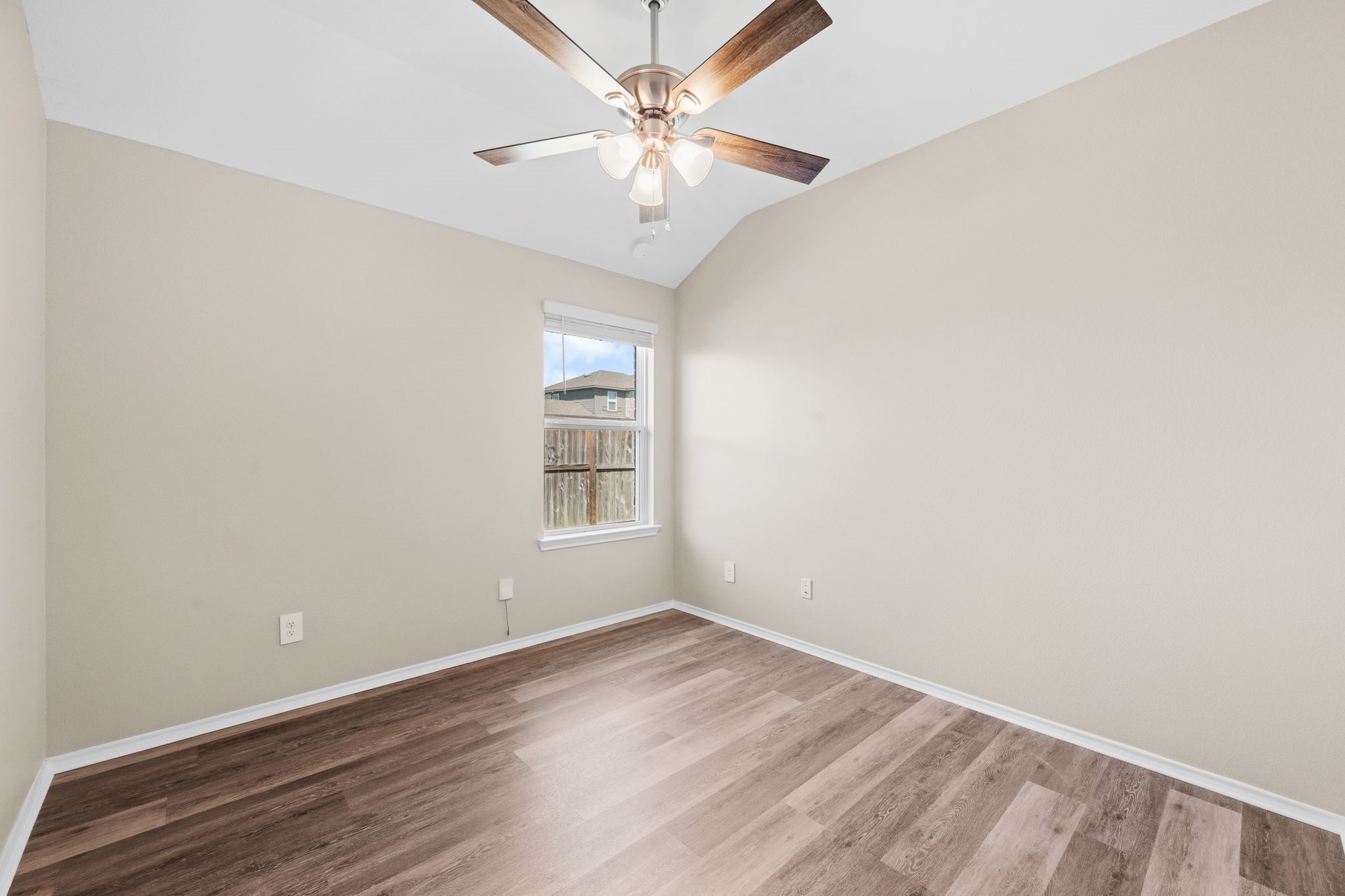 901 Brazos Trail Property Photo 5
