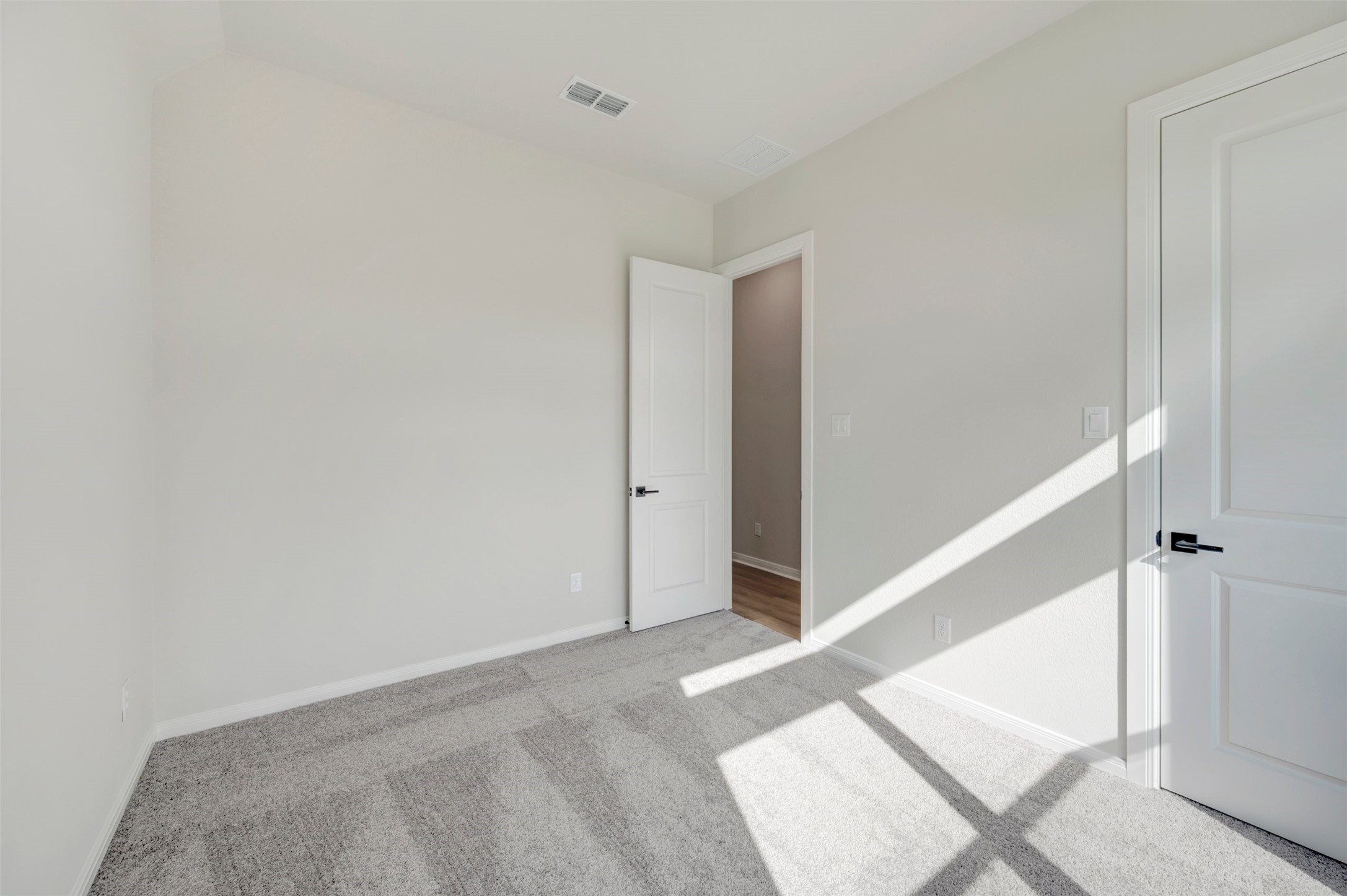 4725 Shelby Shore Drive Property Photo 15