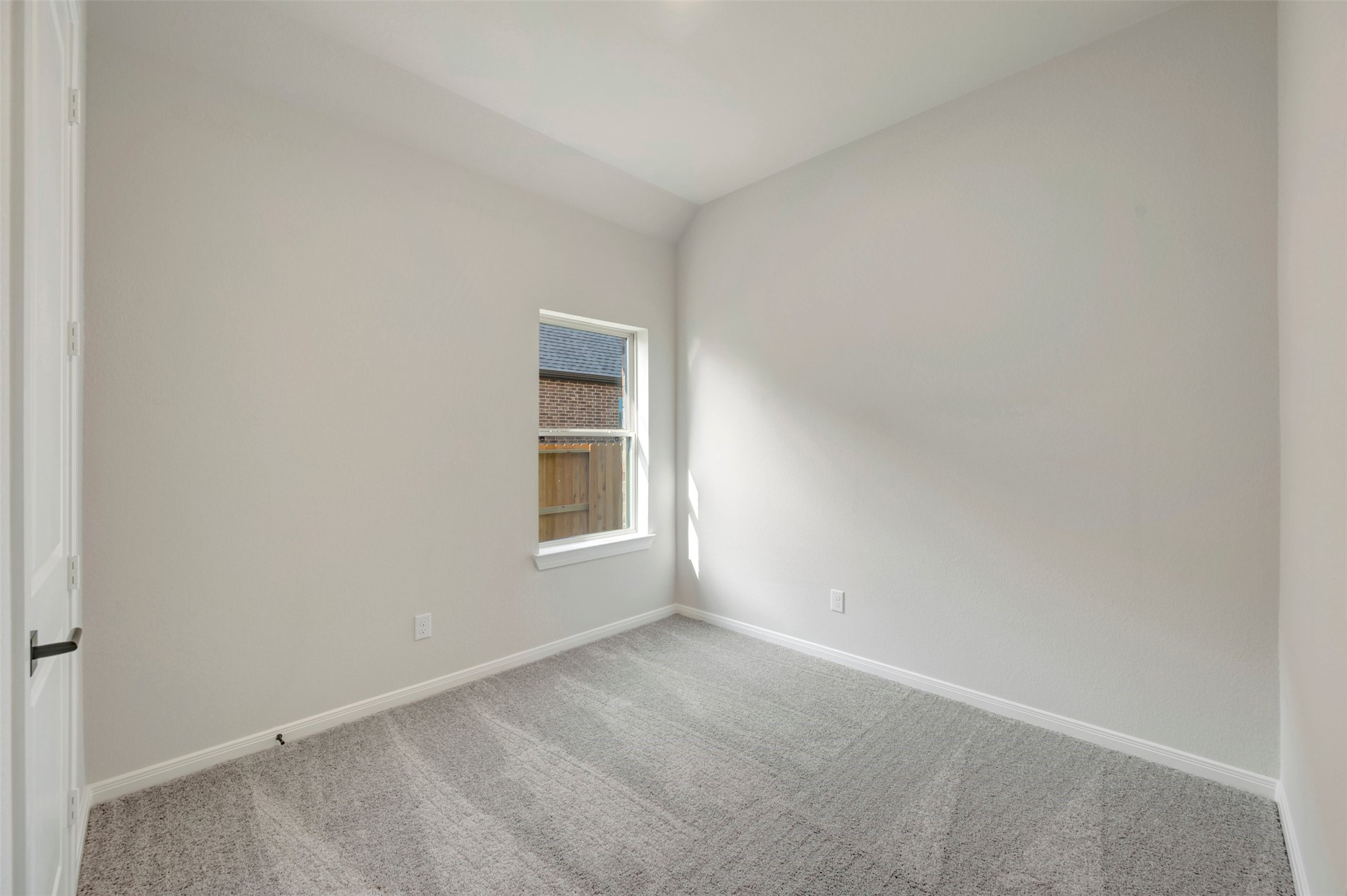 4725 Shelby Shore Drive Property Photo 16