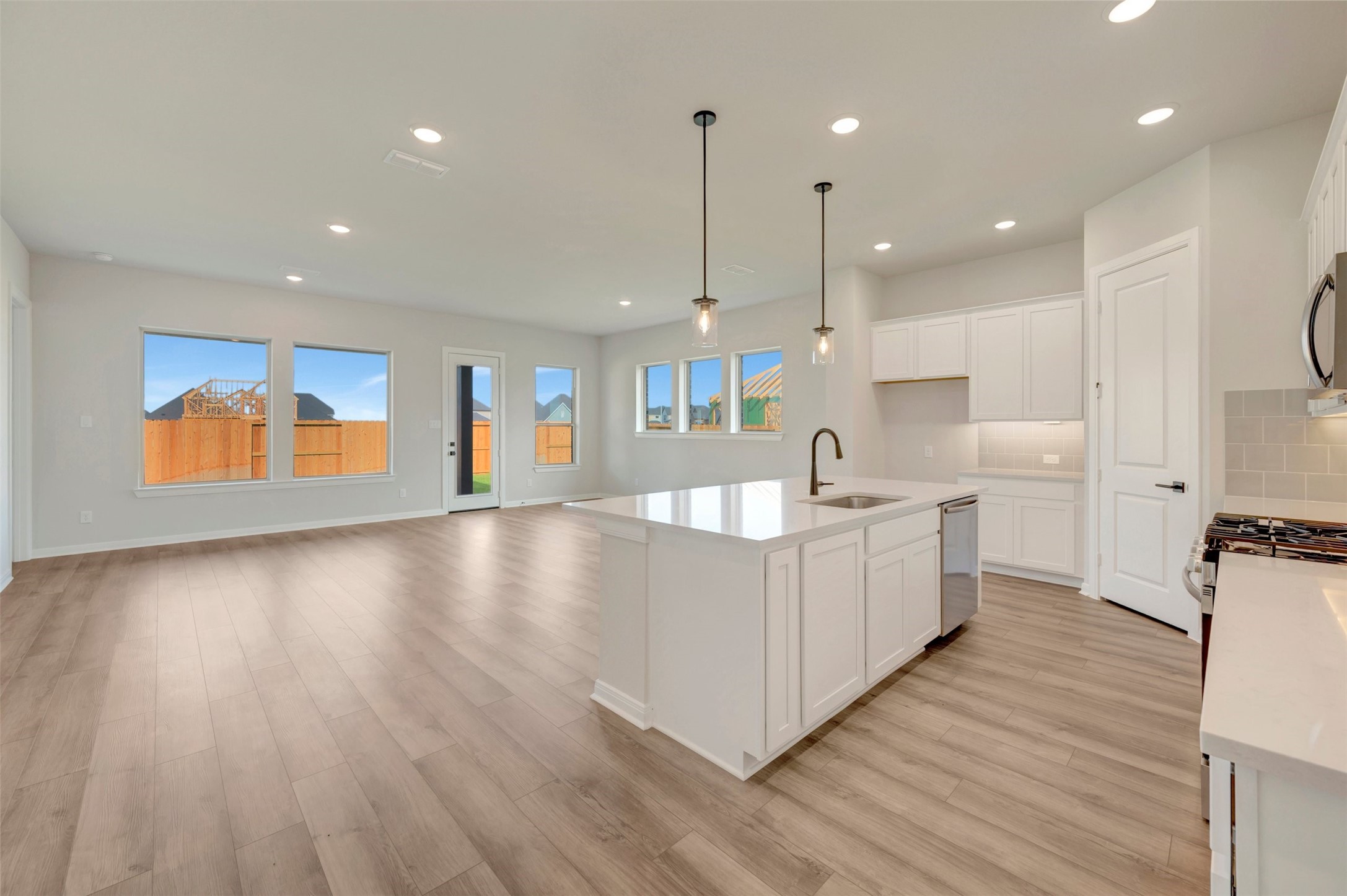 4725 Shelby Shore Drive Property Photo 22