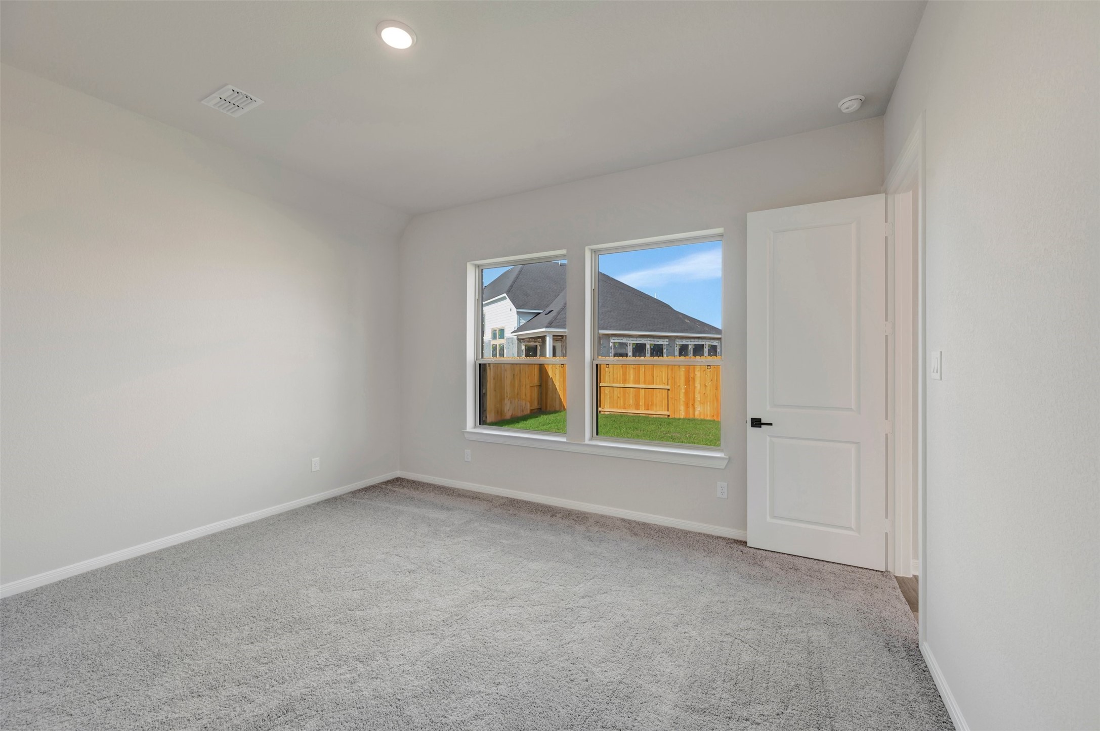 4725 Shelby Shore Drive Property Photo 39