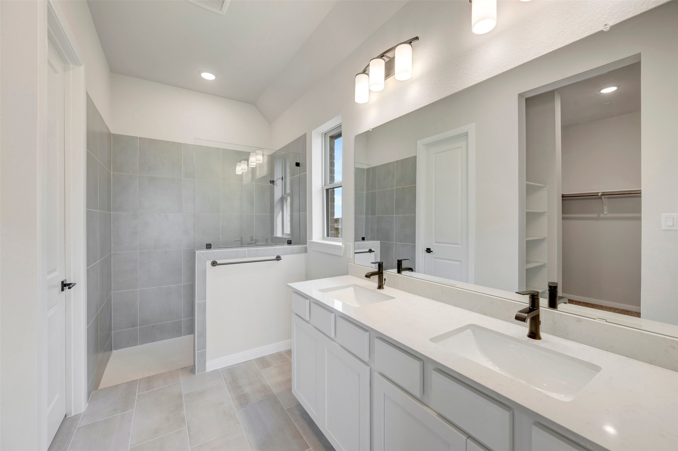 4725 Shelby Shore Drive Property Photo 43