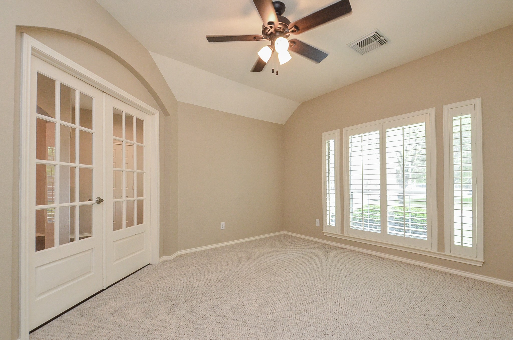 4226 Windy Chase Lane Property Photo 18