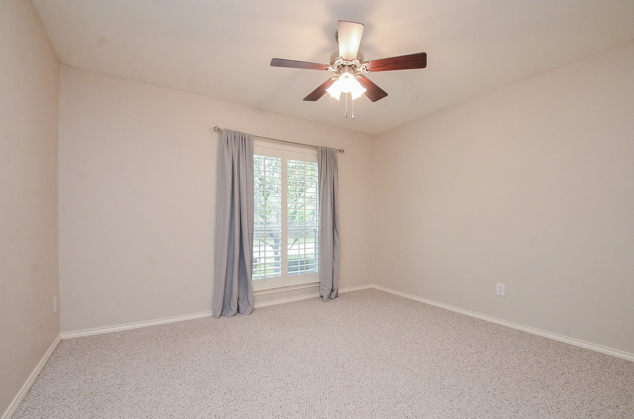 4226 Windy Chase Lane Property Photo 24