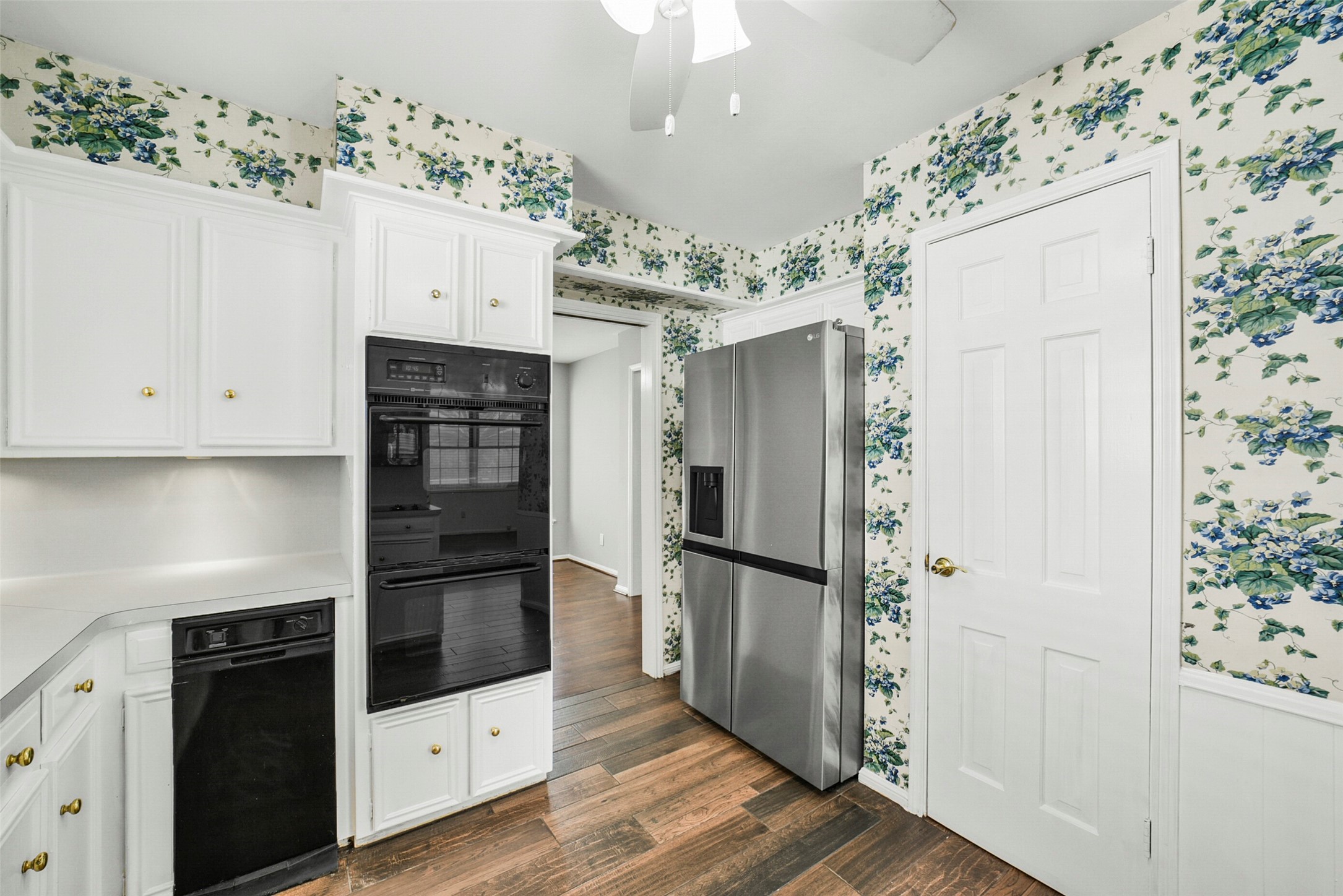 1423 Ash Meadow Drive Property Photo 16