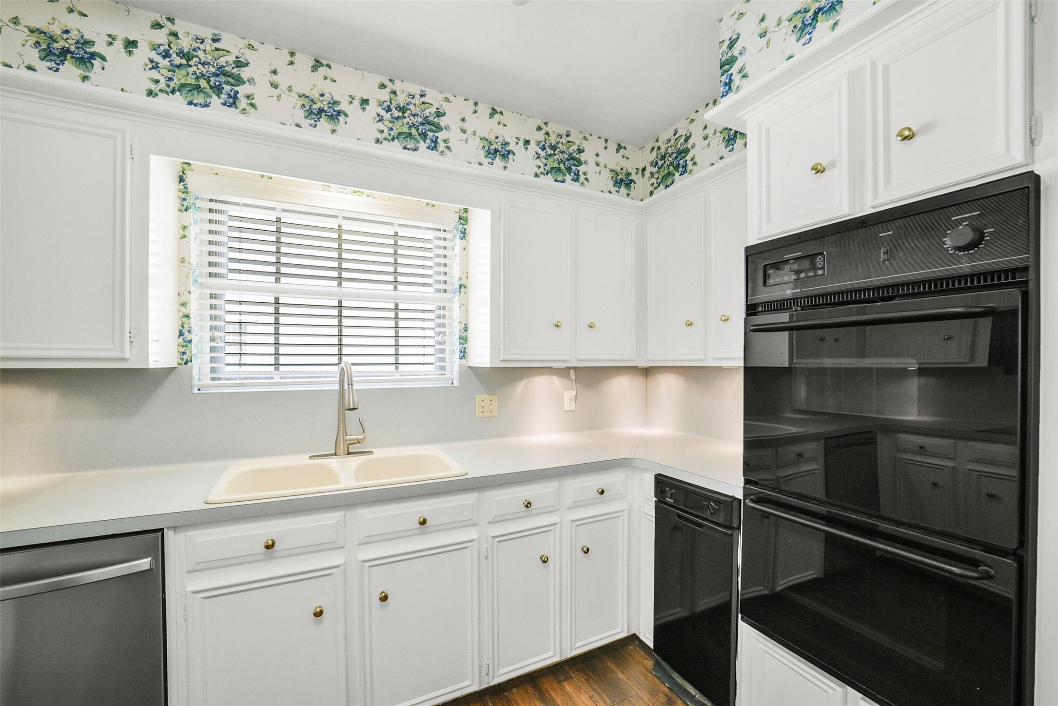1423 Ash Meadow Drive Property Photo 17