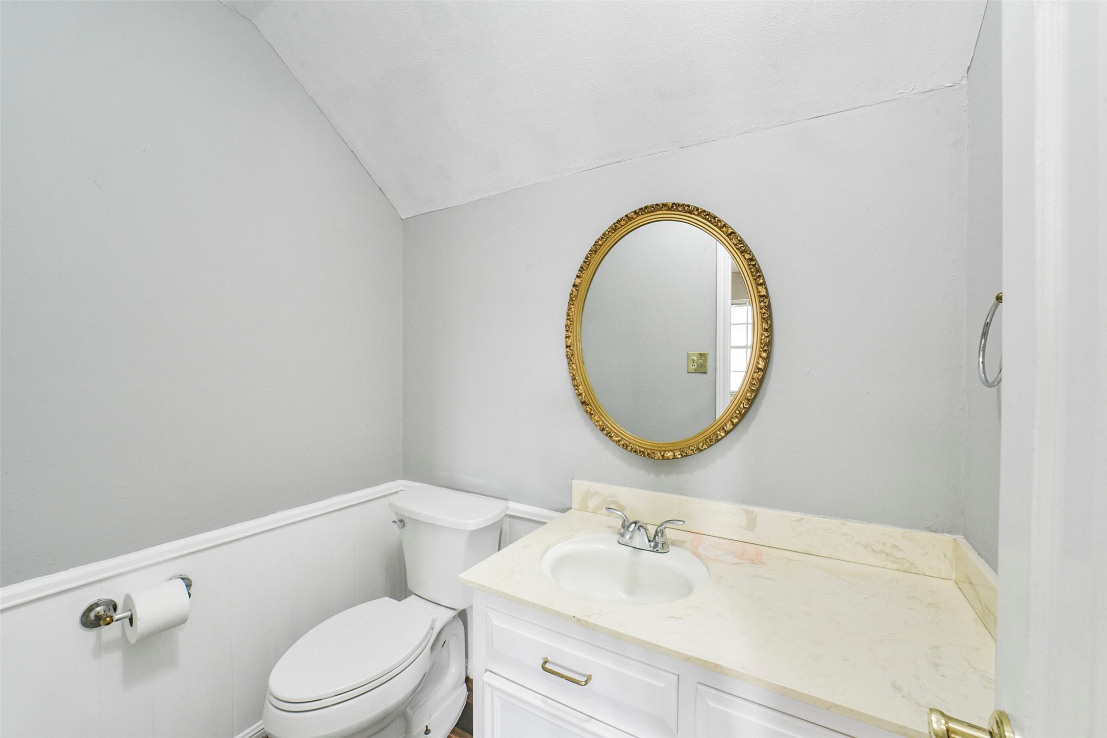 1423 Ash Meadow Drive Property Photo 23