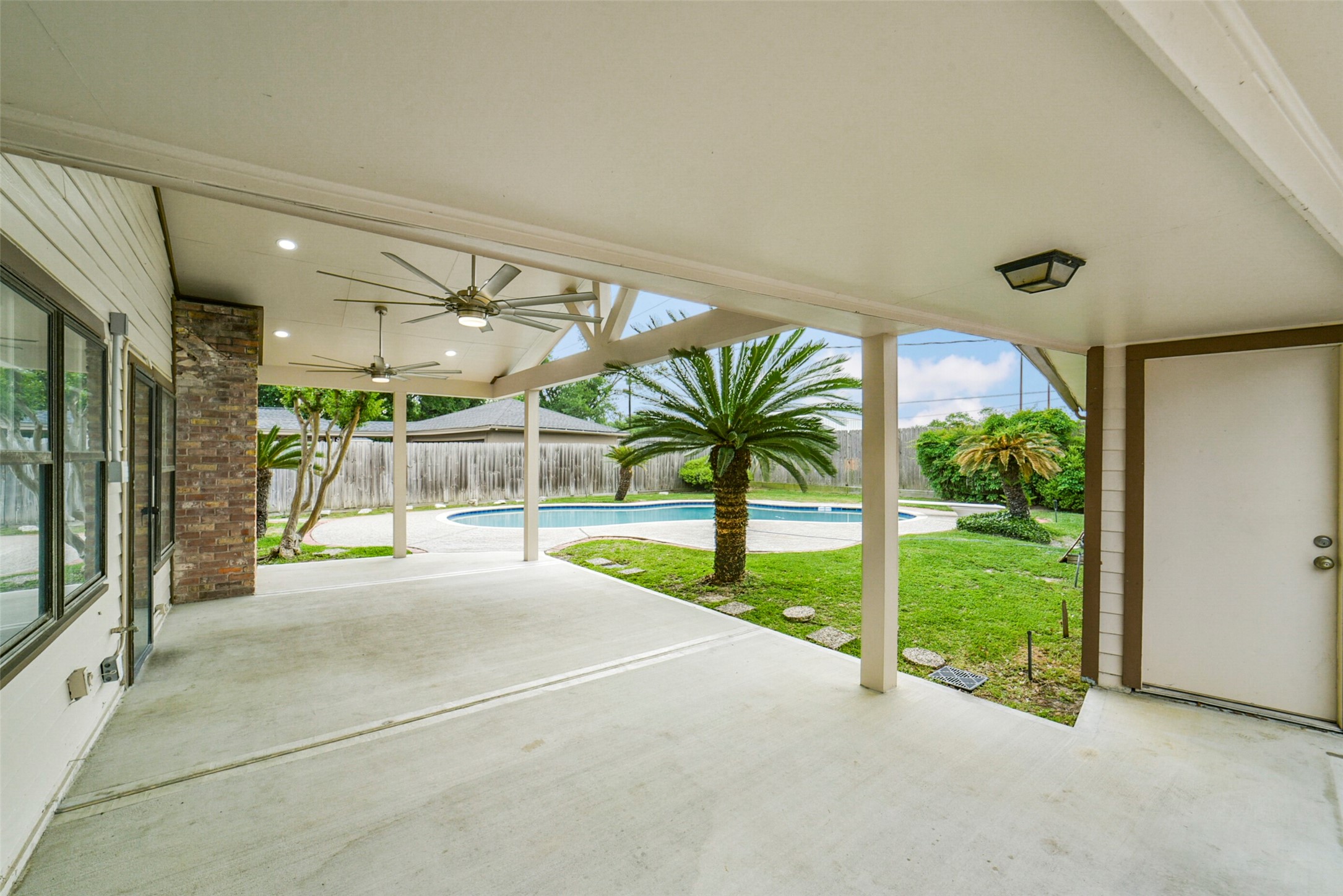 1423 Ash Meadow Drive Property Photo 37