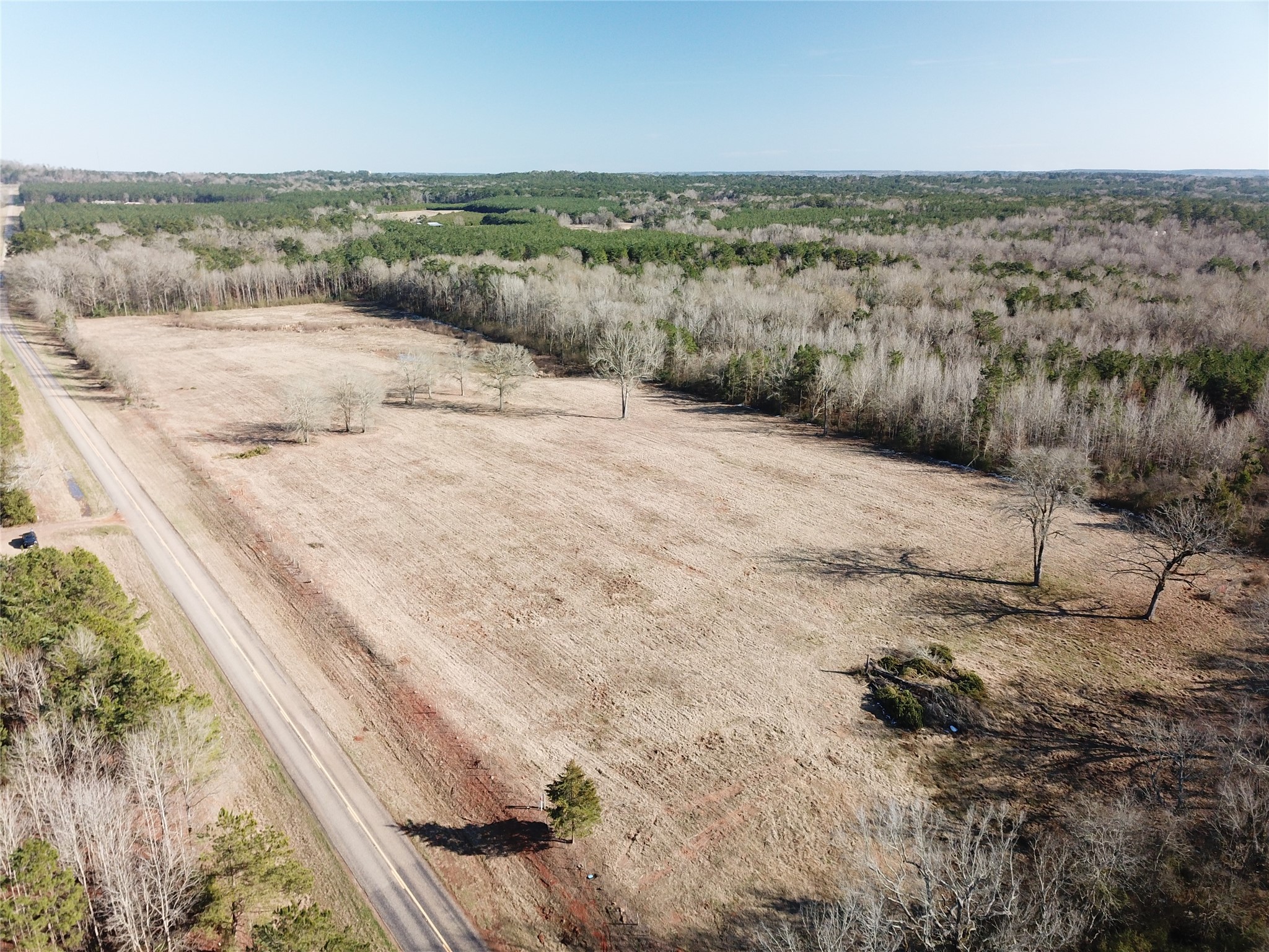 0 Fm-2496 Property Photo 11