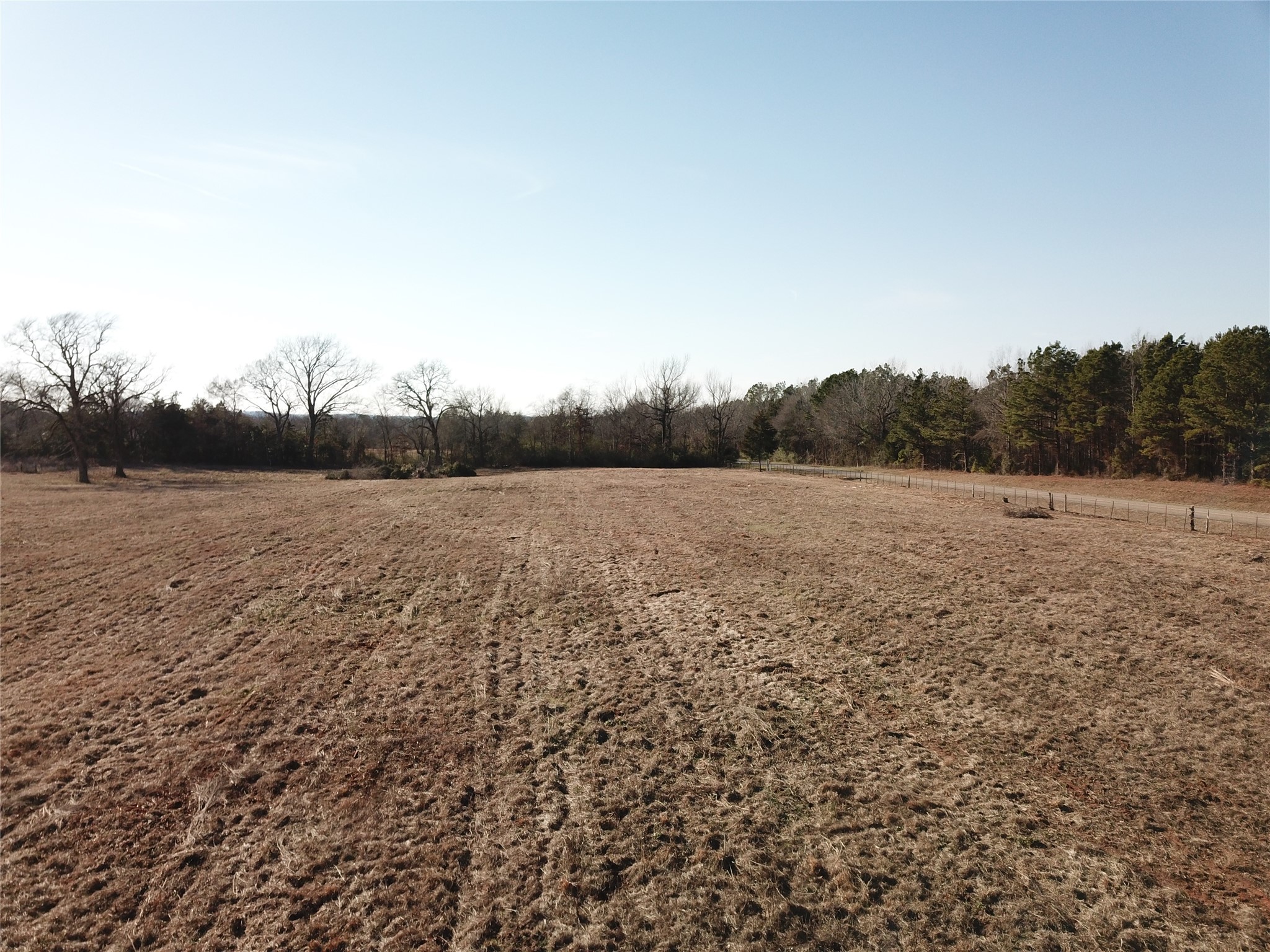 0 Fm-2496 Property Photo 27