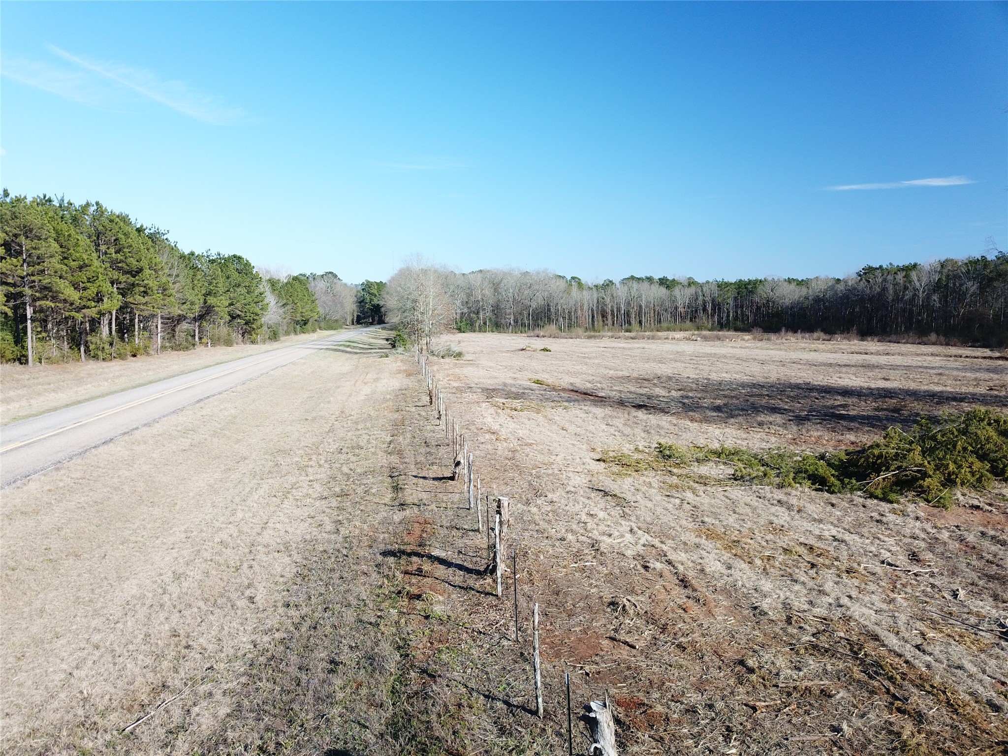 0 Fm-2496 Property Photo 32
