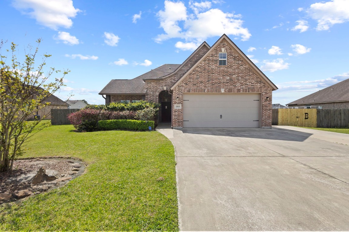 14815 Michelle Lane Property Photo 2