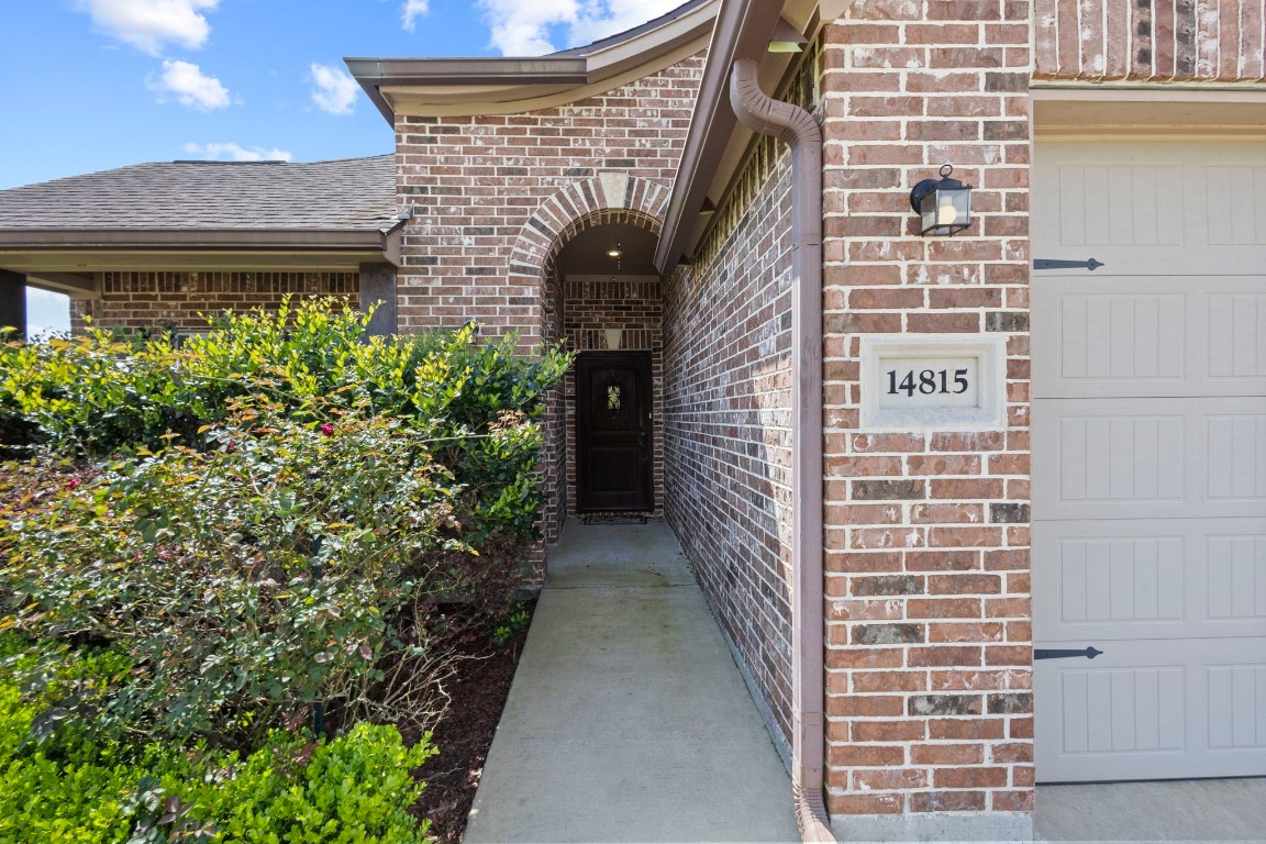 14815 Michelle Lane Property Photo 3
