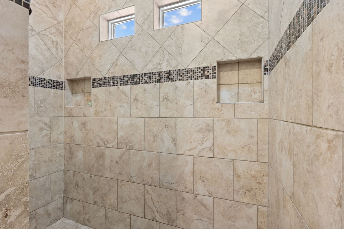14815 Michelle Lane Property Photo 21