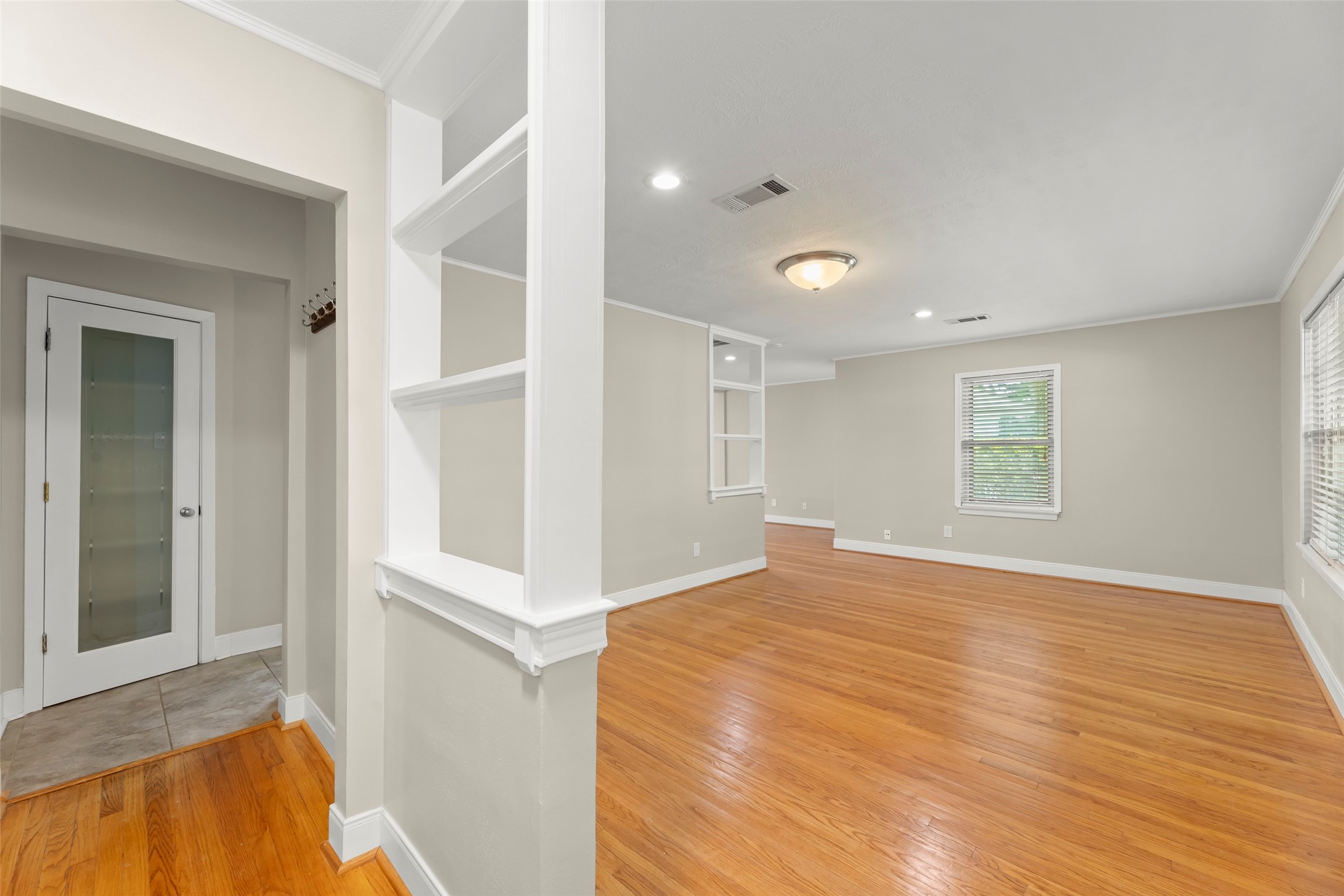 8106 Lorrie Drive Property Photo 6