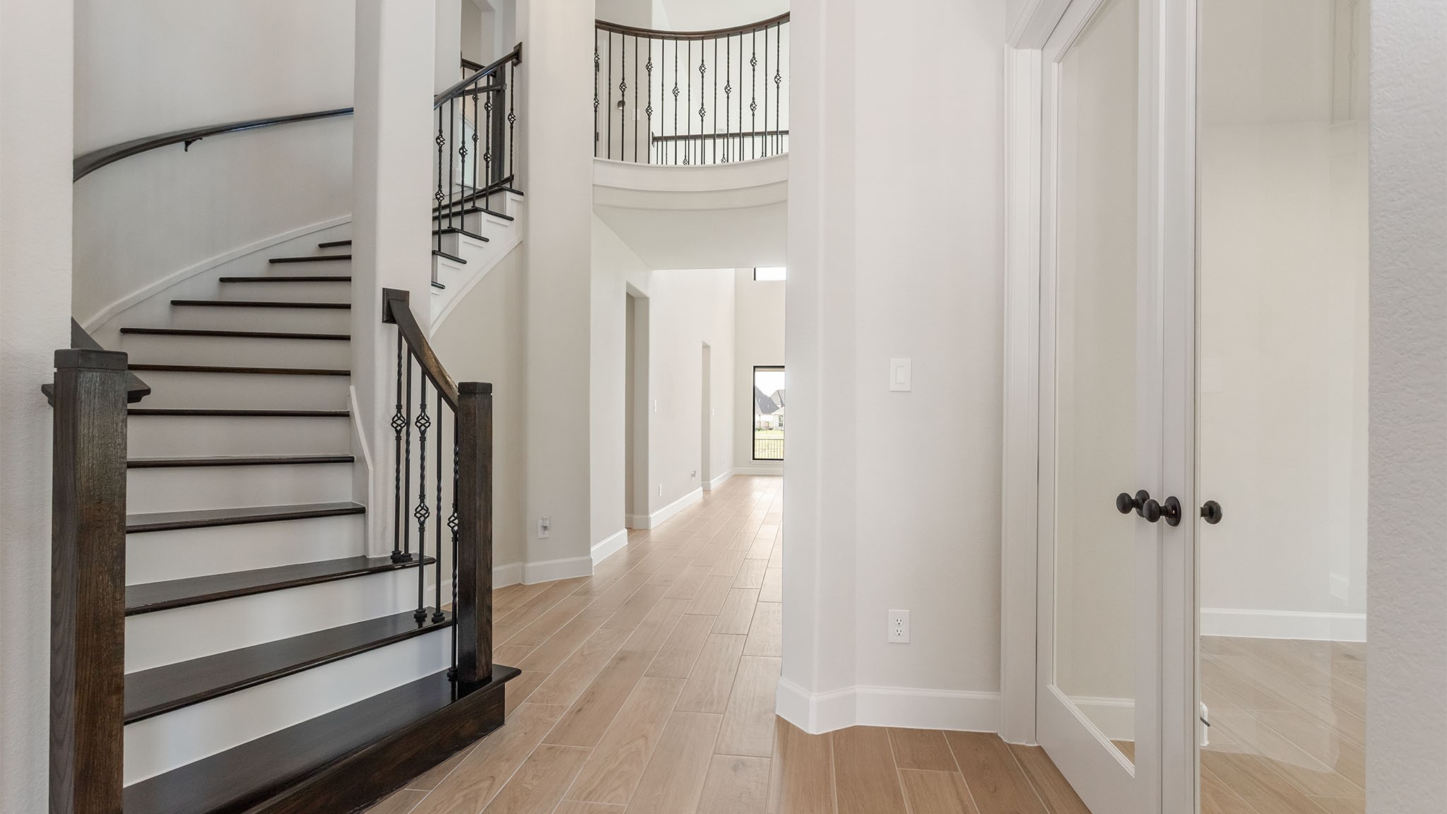 31126 Peony Place Drive Property Photo 4