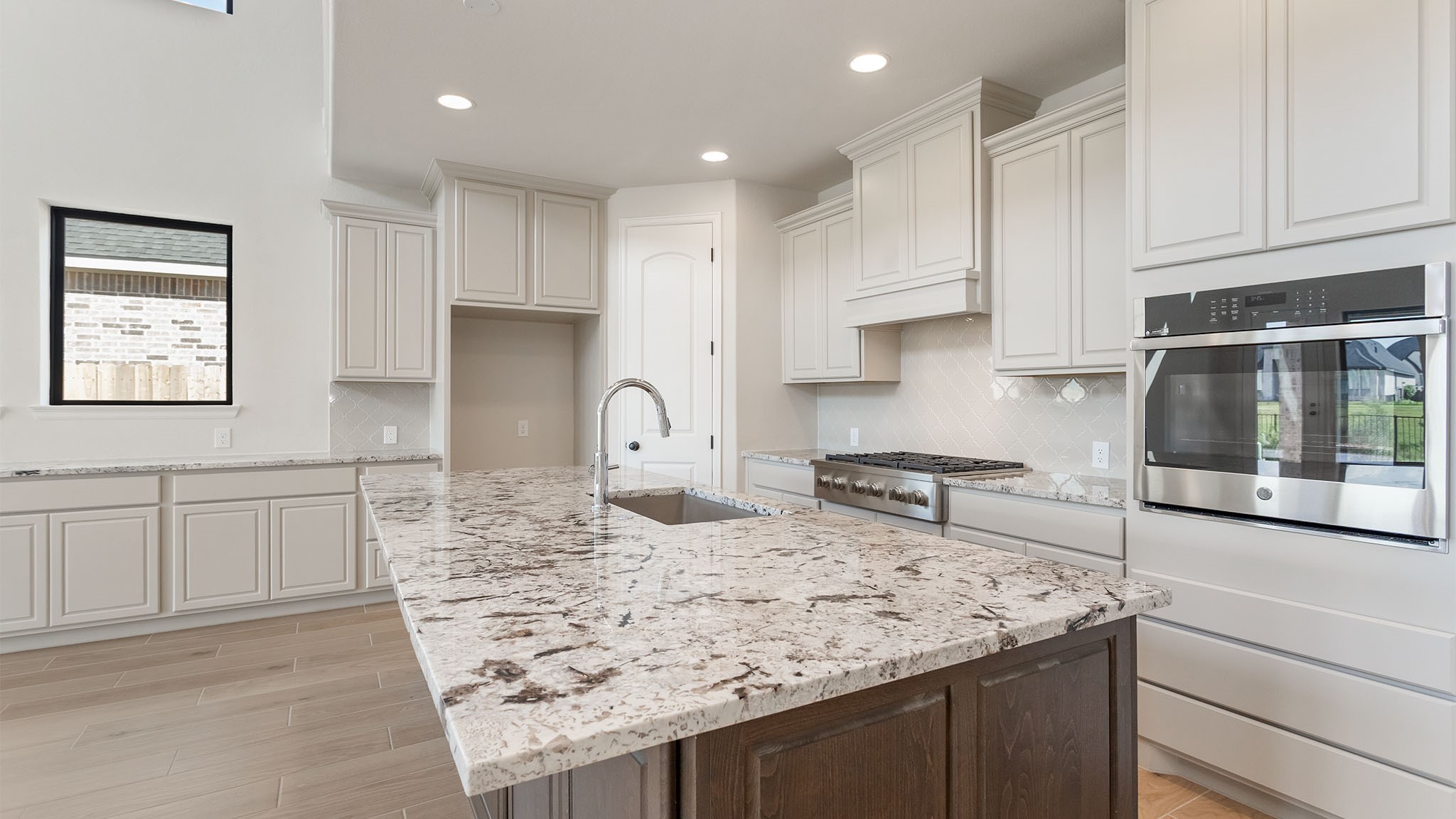 31126 Peony Place Drive Property Photo 6