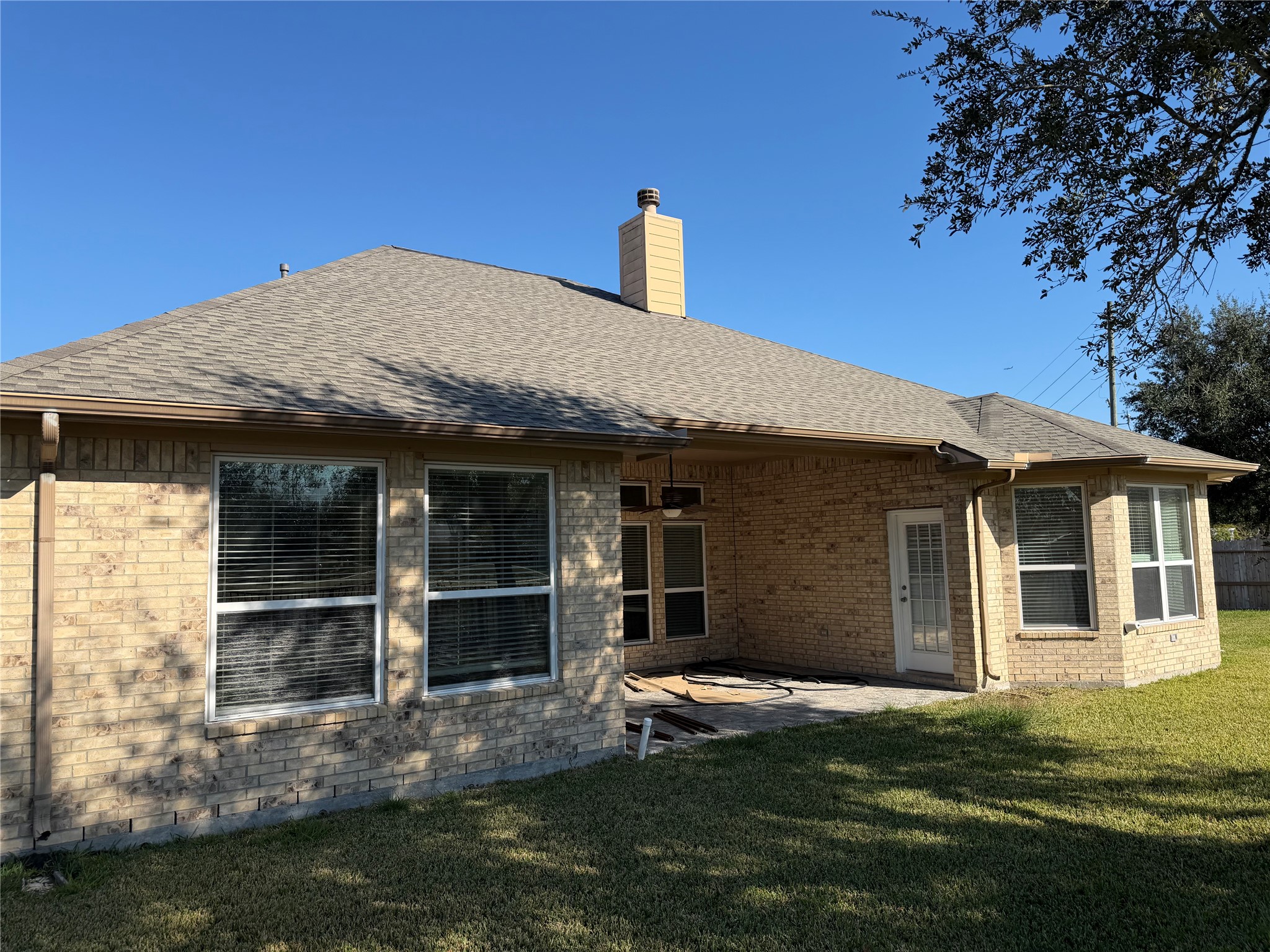 2714 White Falls Drive Property Photo 13