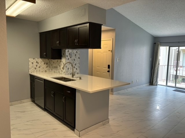 2120 El Paseo Street 2510 Property Photo 5