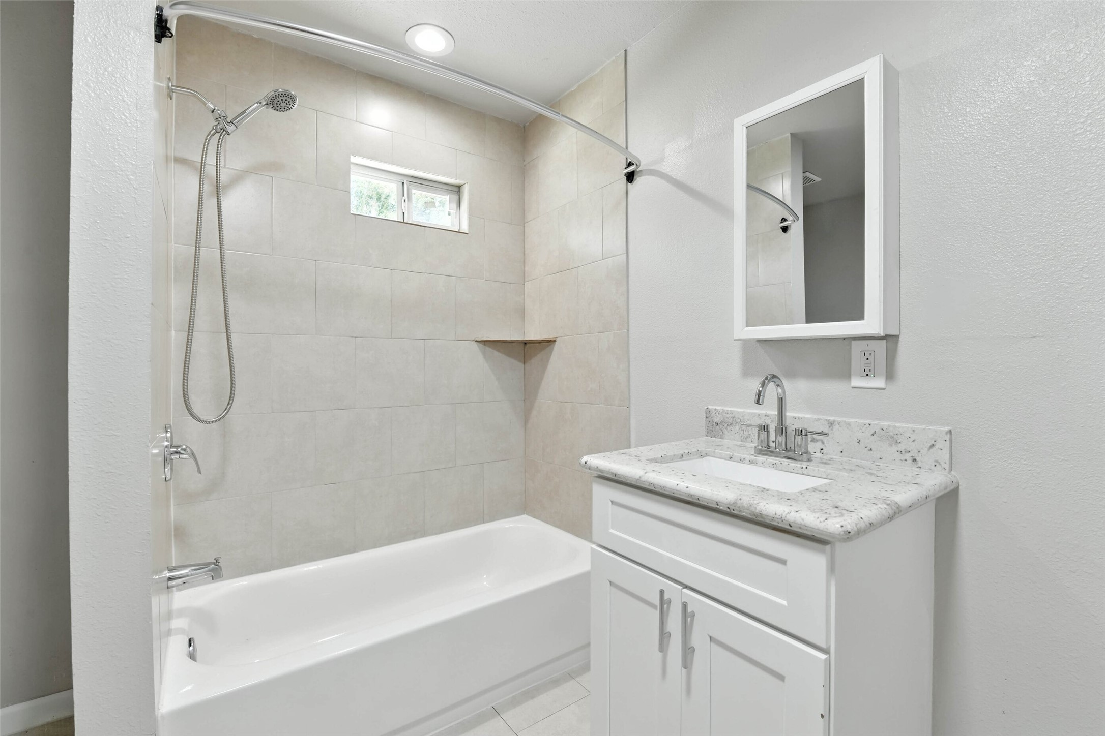 5017 Boicewood Street B Property Photo 17
