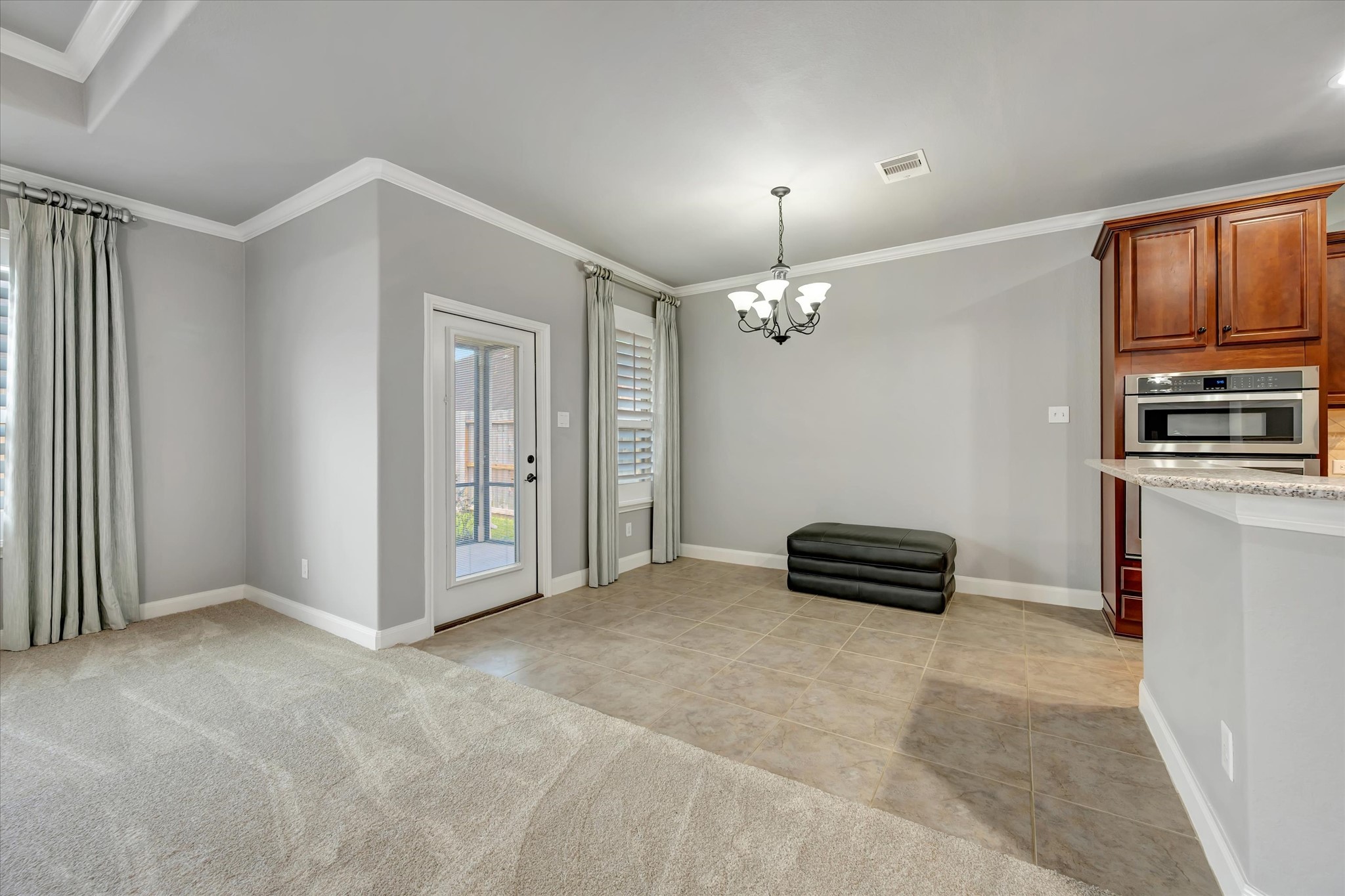 1541 Tuscan Village Drive Property Photo 12