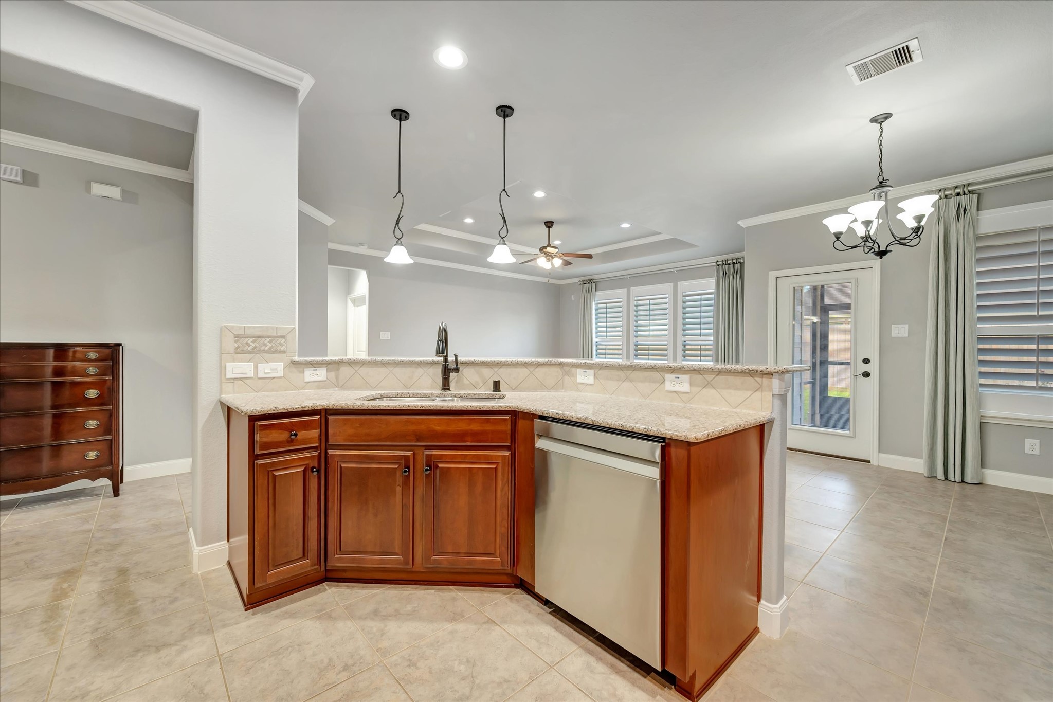 1541 Tuscan Village Drive Property Photo 17