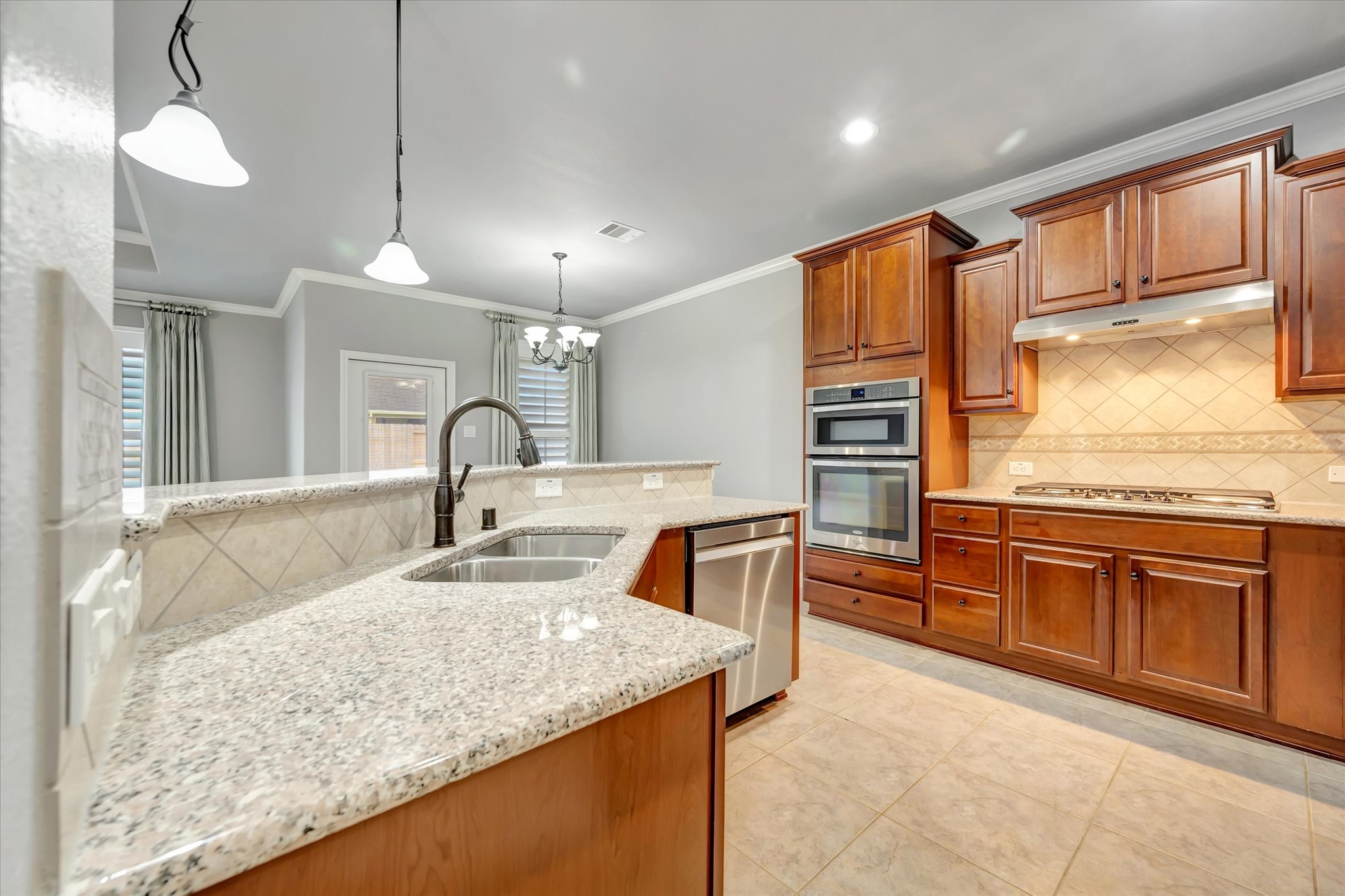 1541 Tuscan Village Drive Property Photo 18