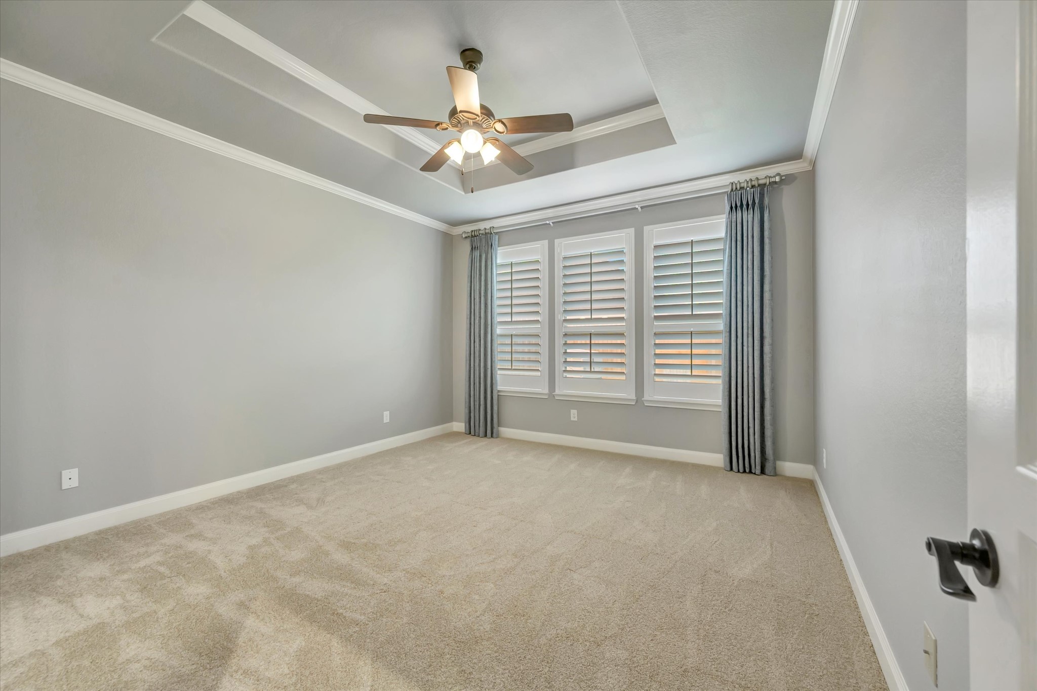 1541 Tuscan Village Drive Property Photo 23