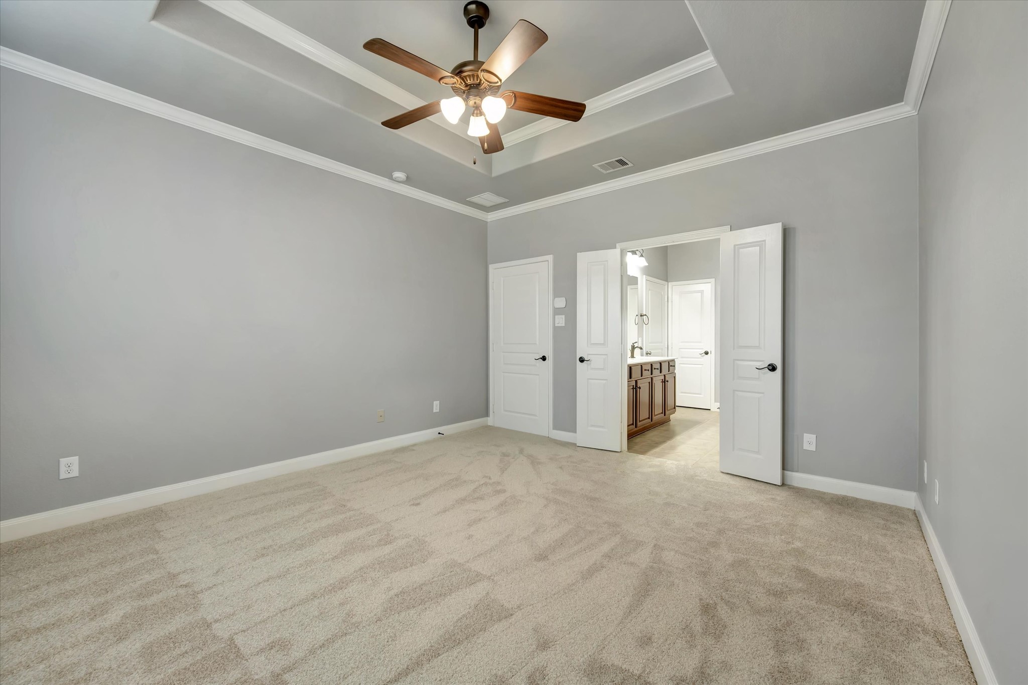 1541 Tuscan Village Drive Property Photo 24