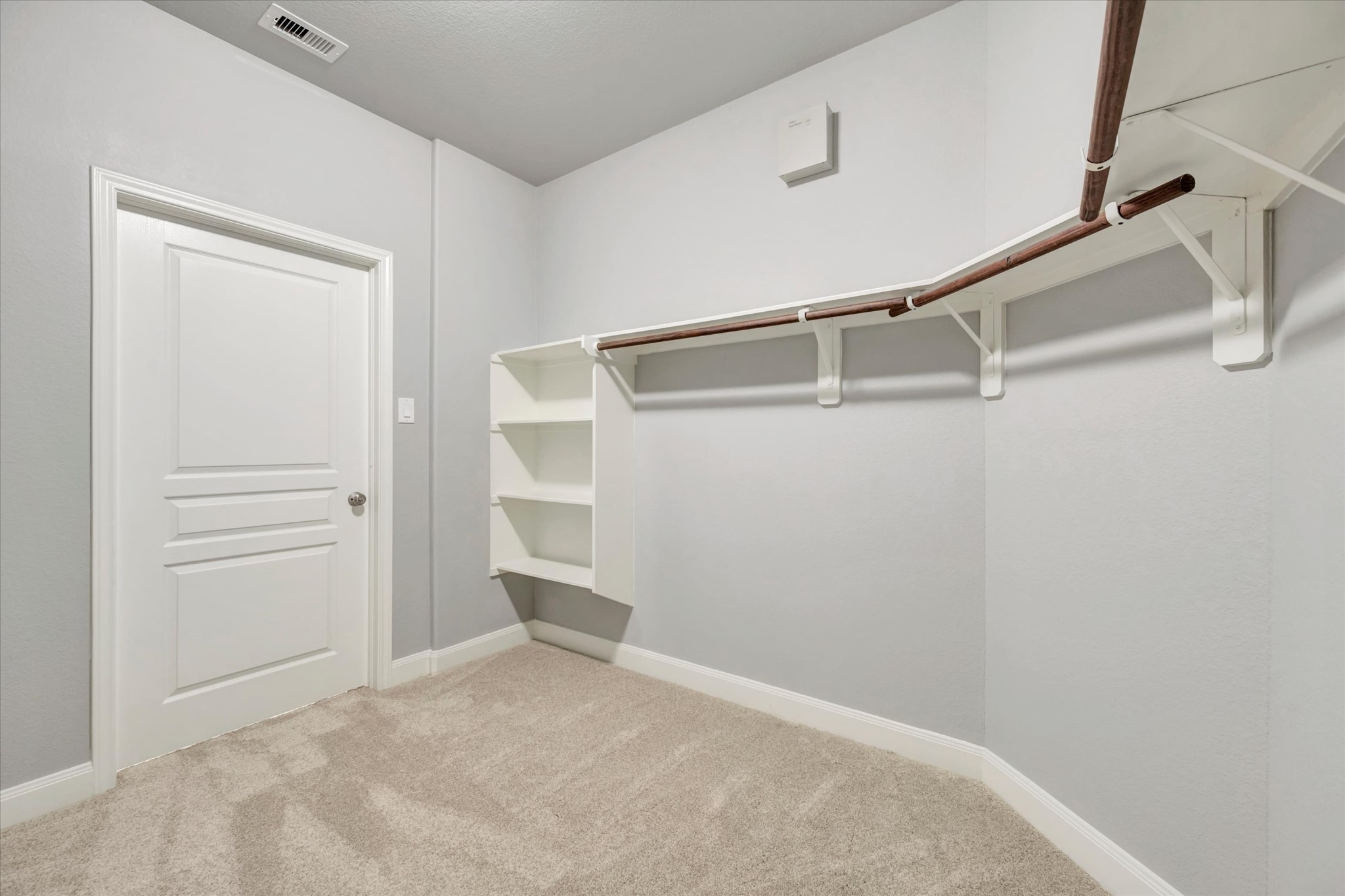 1541 Tuscan Village Drive Property Photo 29