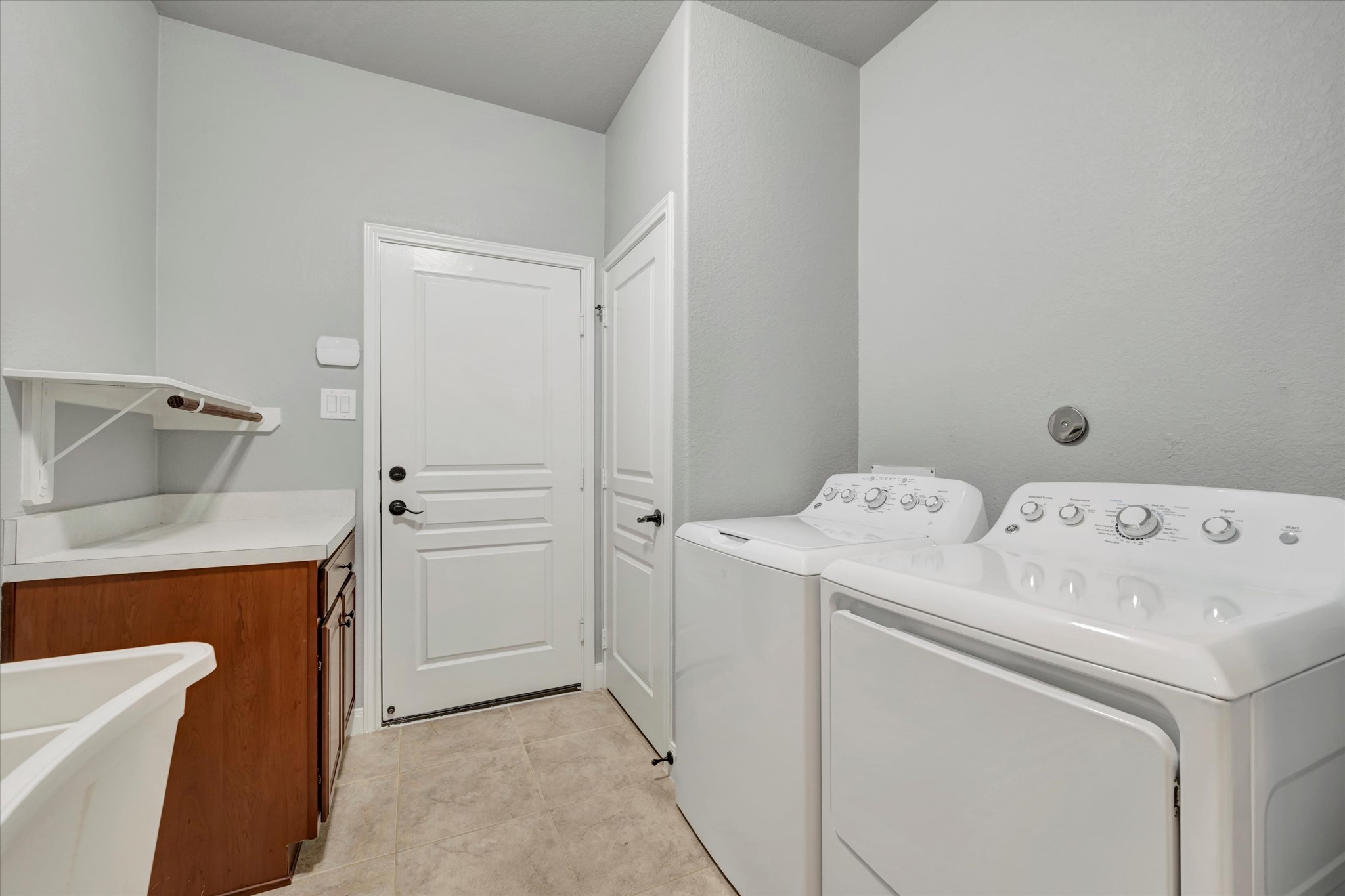 1541 Tuscan Village Drive Property Photo 32