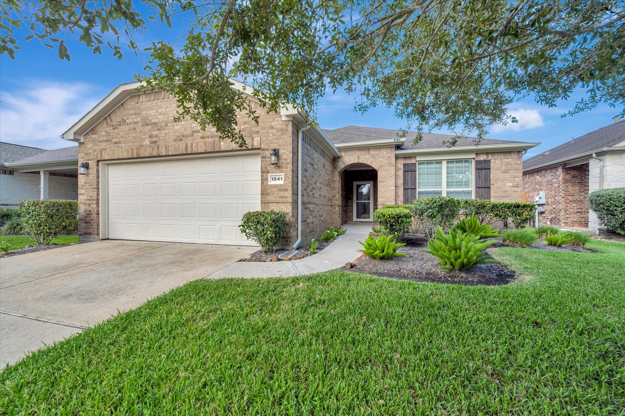 1541 Tuscan Village Drive Property Photo 39
